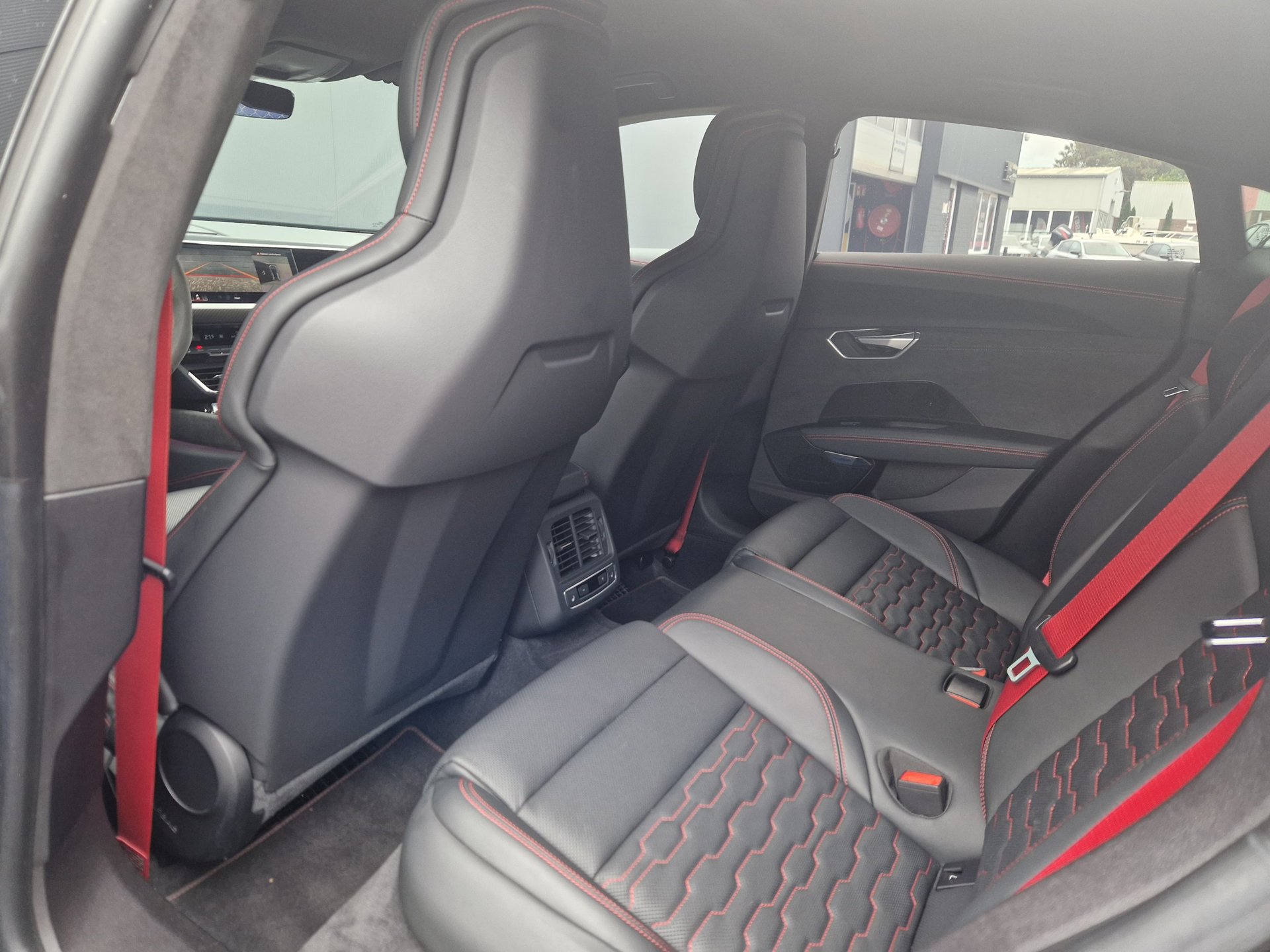 Foto van Audi RS E-tron GT