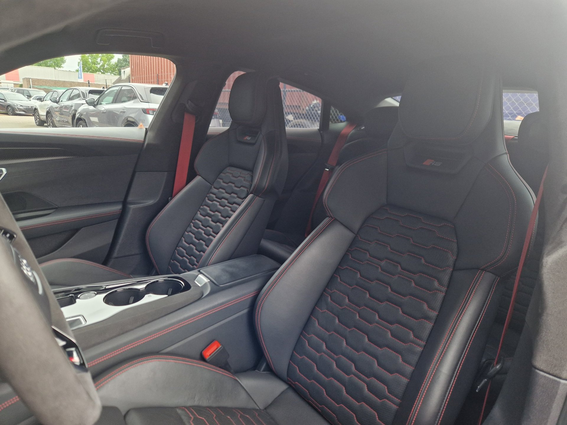 Foto van Audi RS E-tron GT