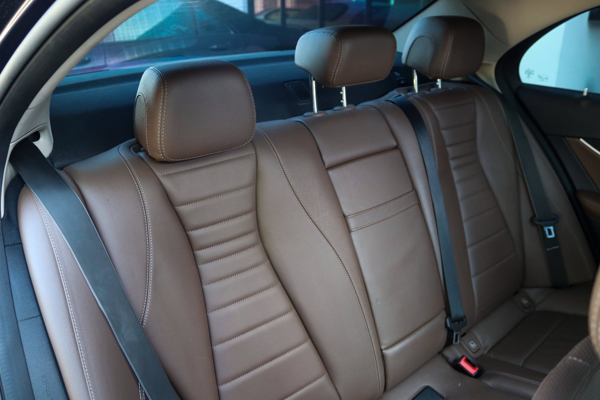 Foto van Mercedes-Benz E 400 4Matic