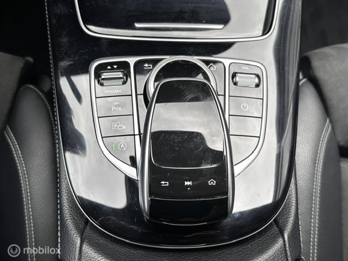 Foto van Mercedes-Benz E 200