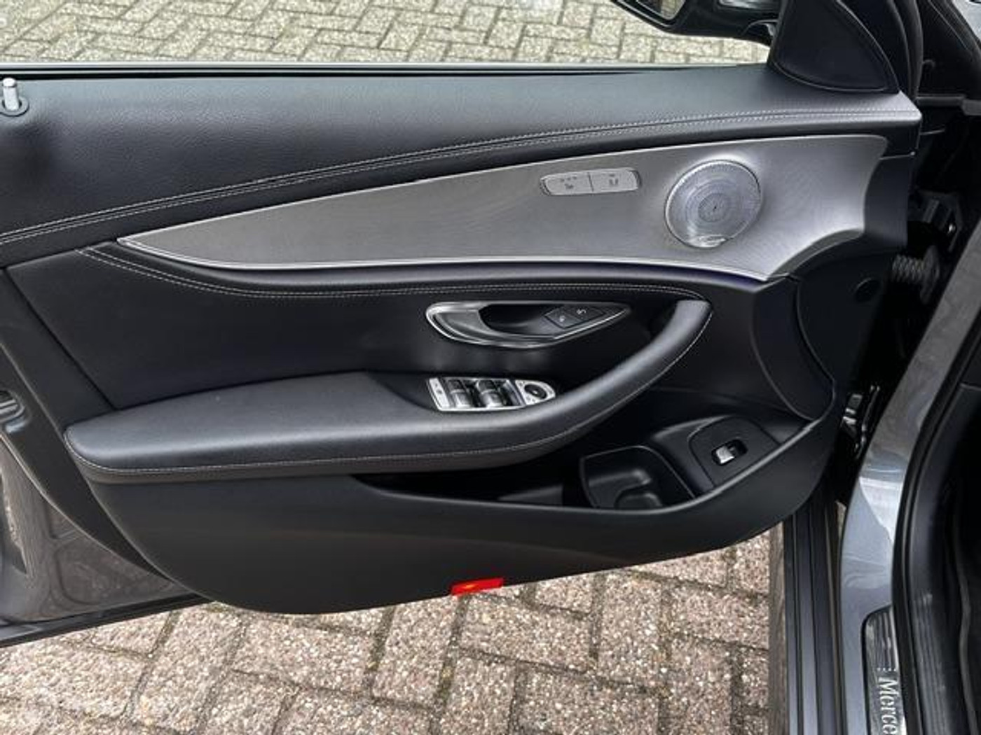 Foto van Mercedes-Benz E 200