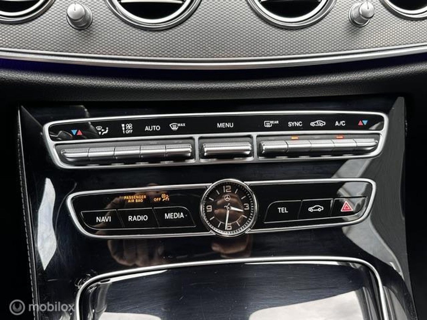 Foto van Mercedes-Benz E 200