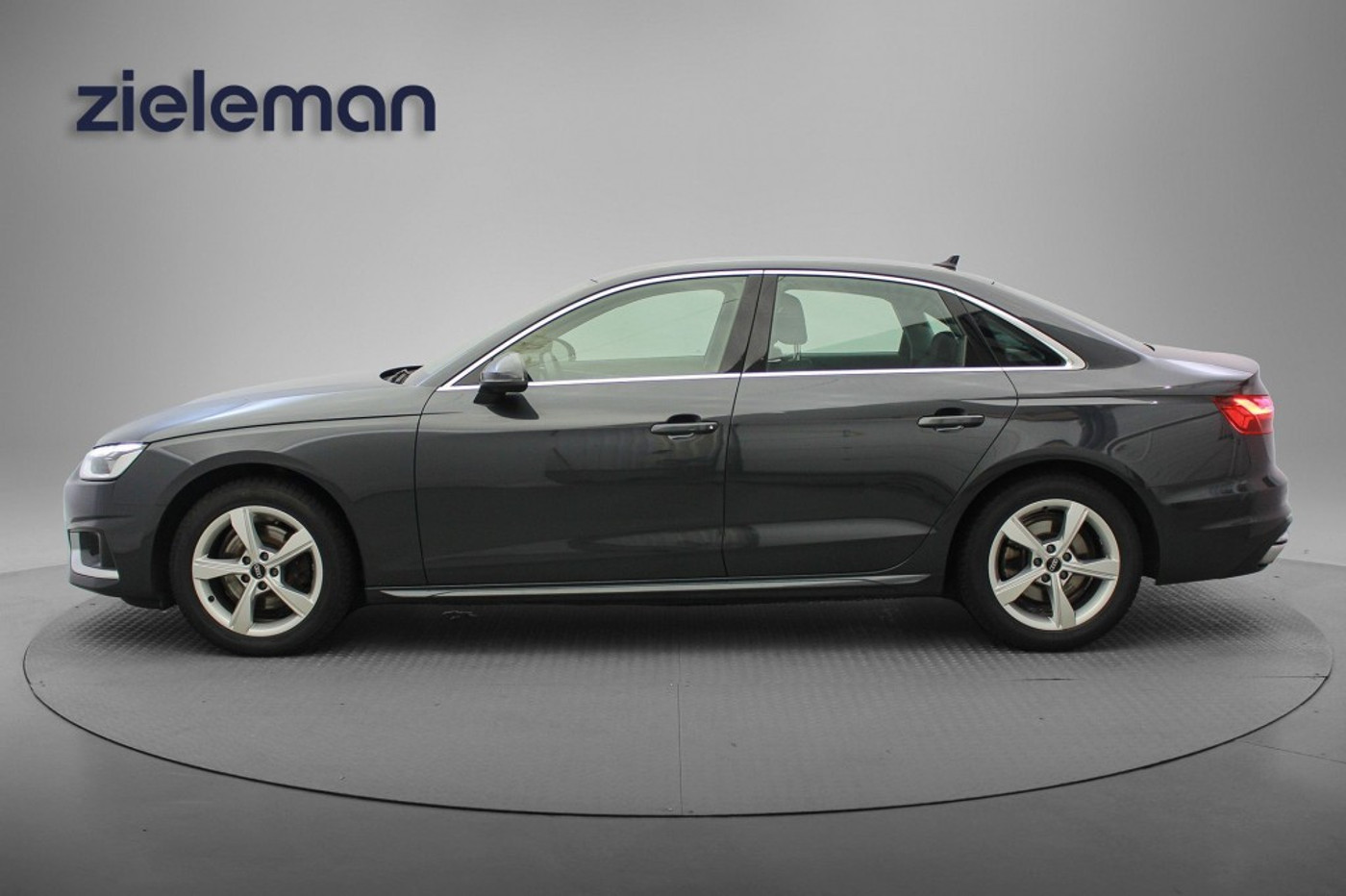 Foto van Audi A4 Limousine