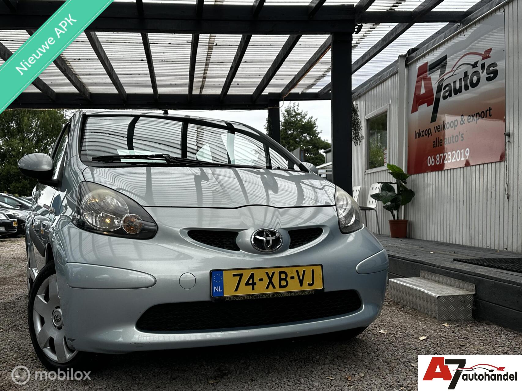 Toyota Toyota Aygo 1.0-12V + Nieuwe APK 2007 - voorkant