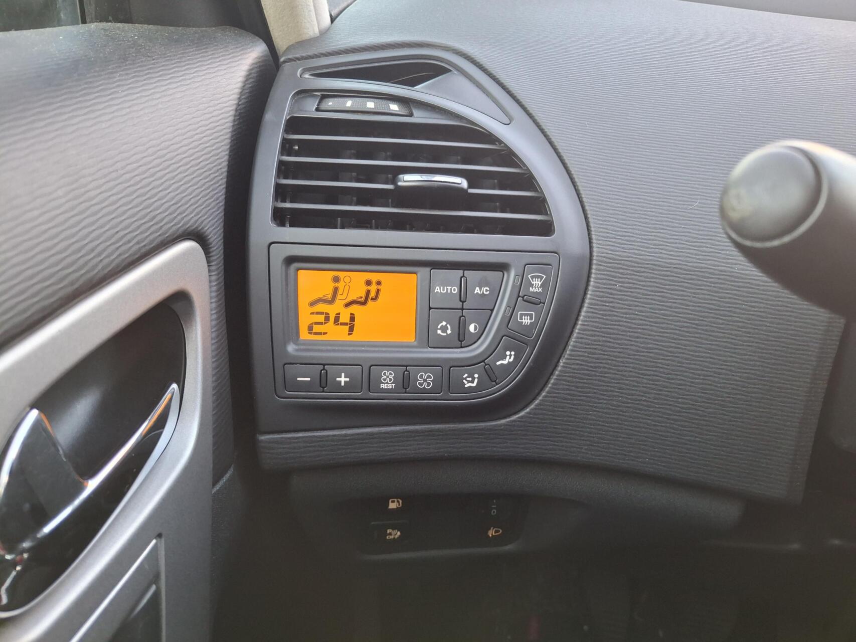 Foto van Citroen C4