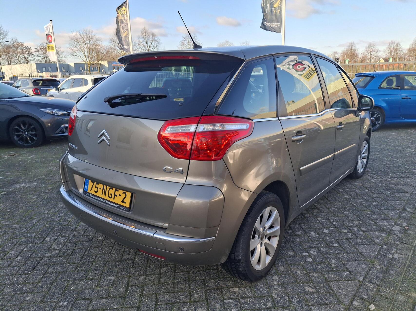 Foto van Citroen C4