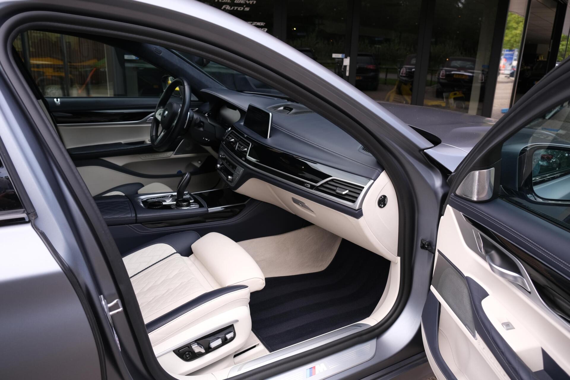 Foto van BMW 745le xDrive