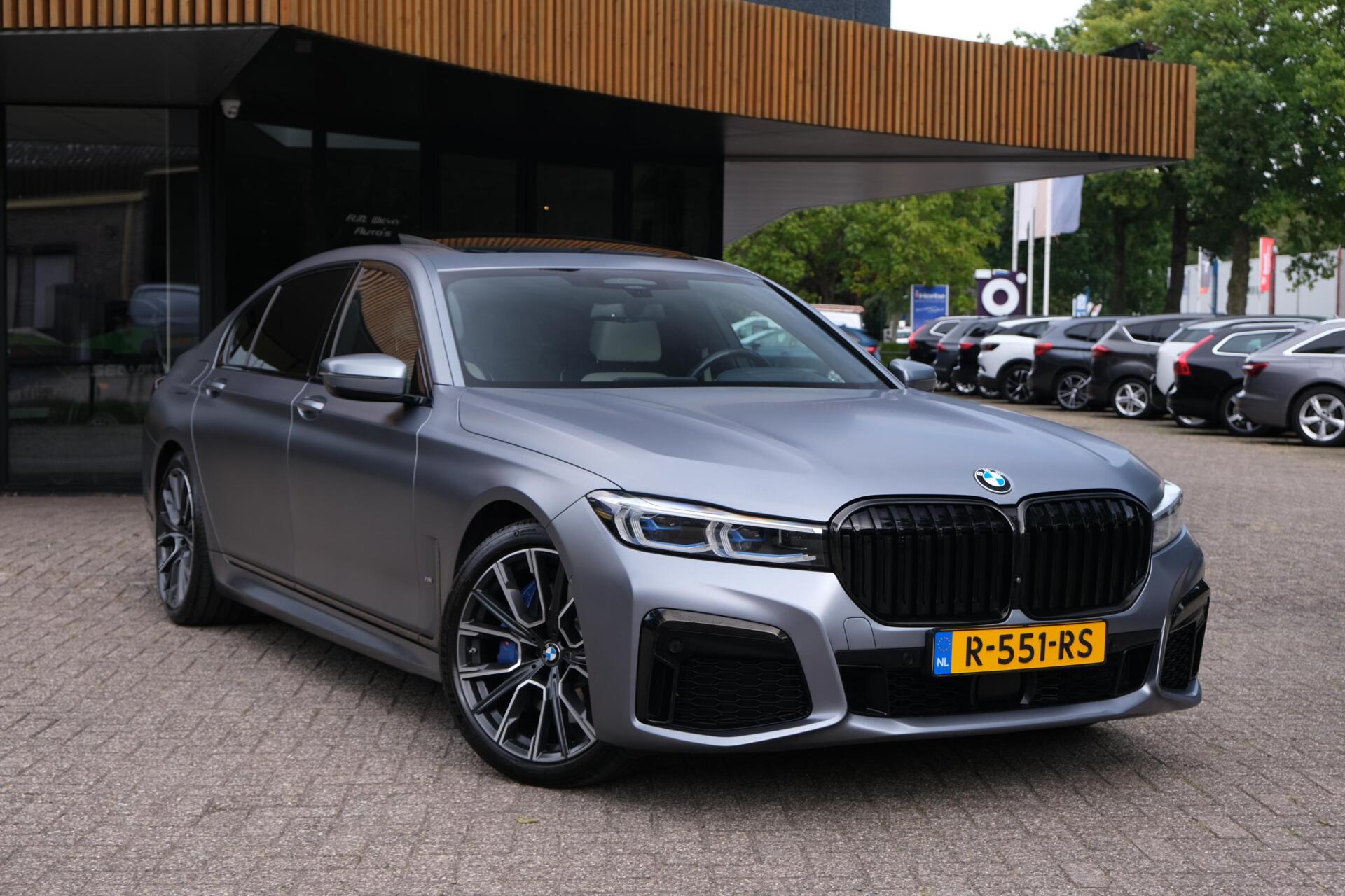 Foto van BMW 745le xDrive