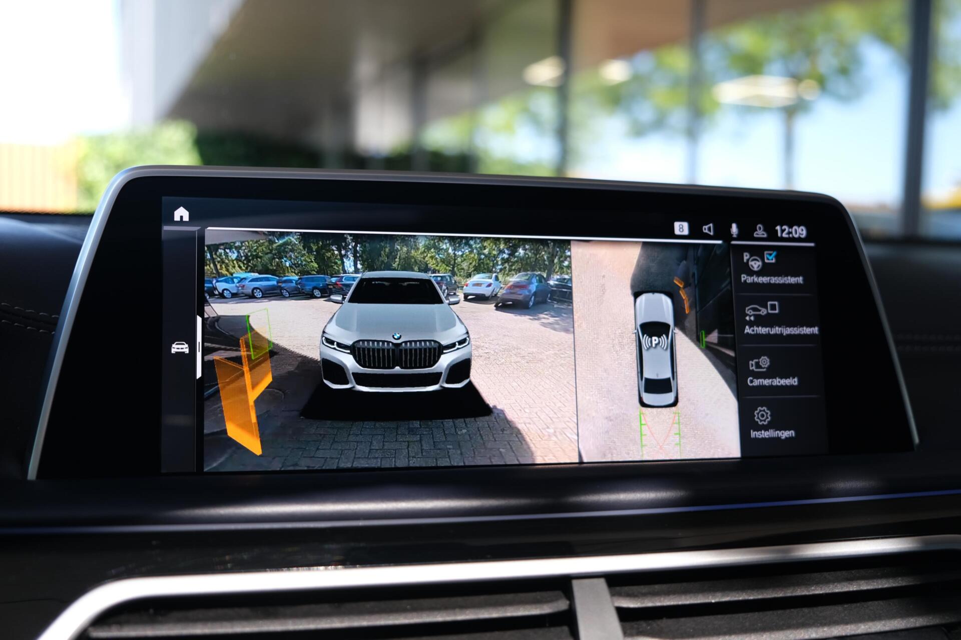 Foto van BMW 745le xDrive
