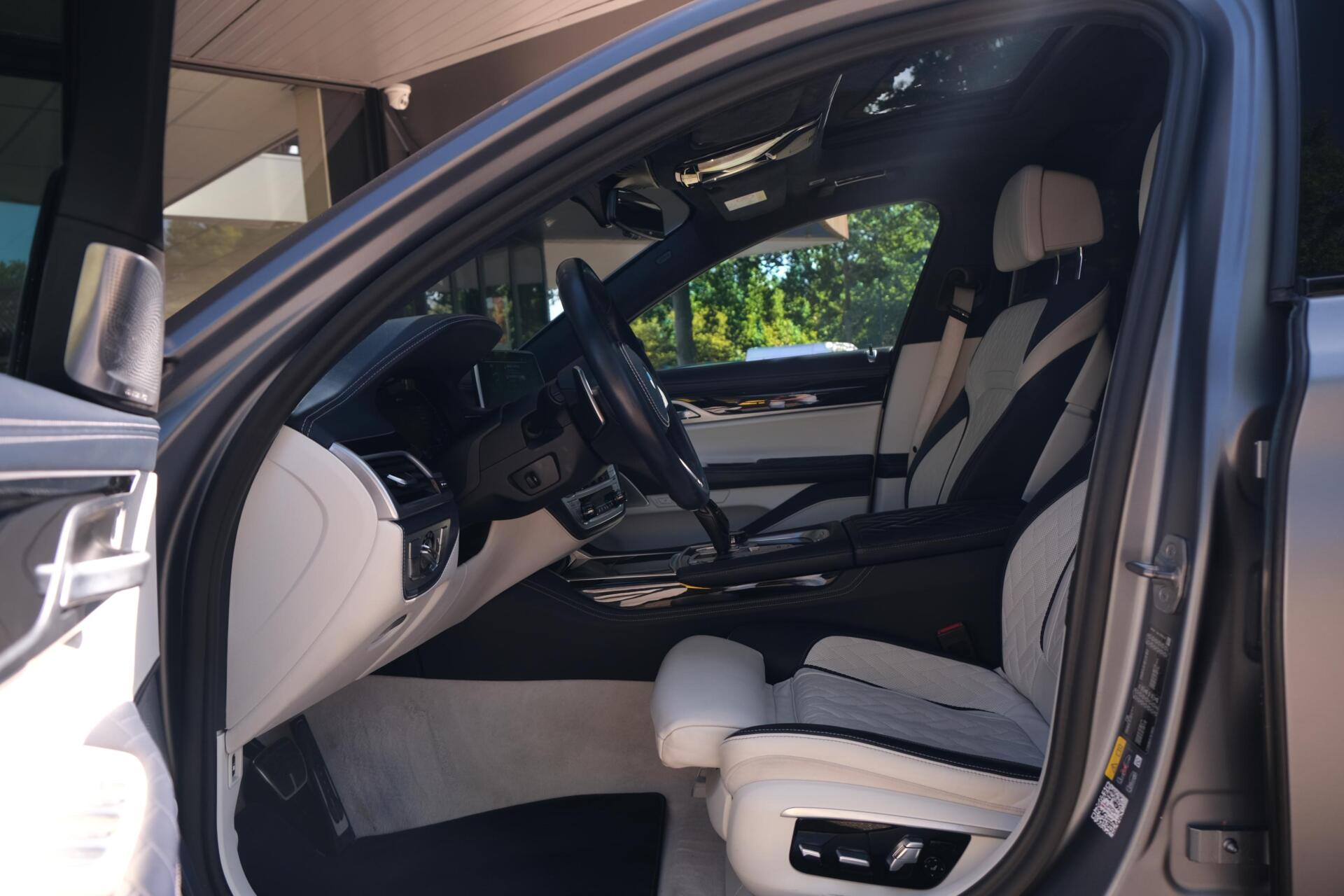 Foto van BMW 745le xDrive