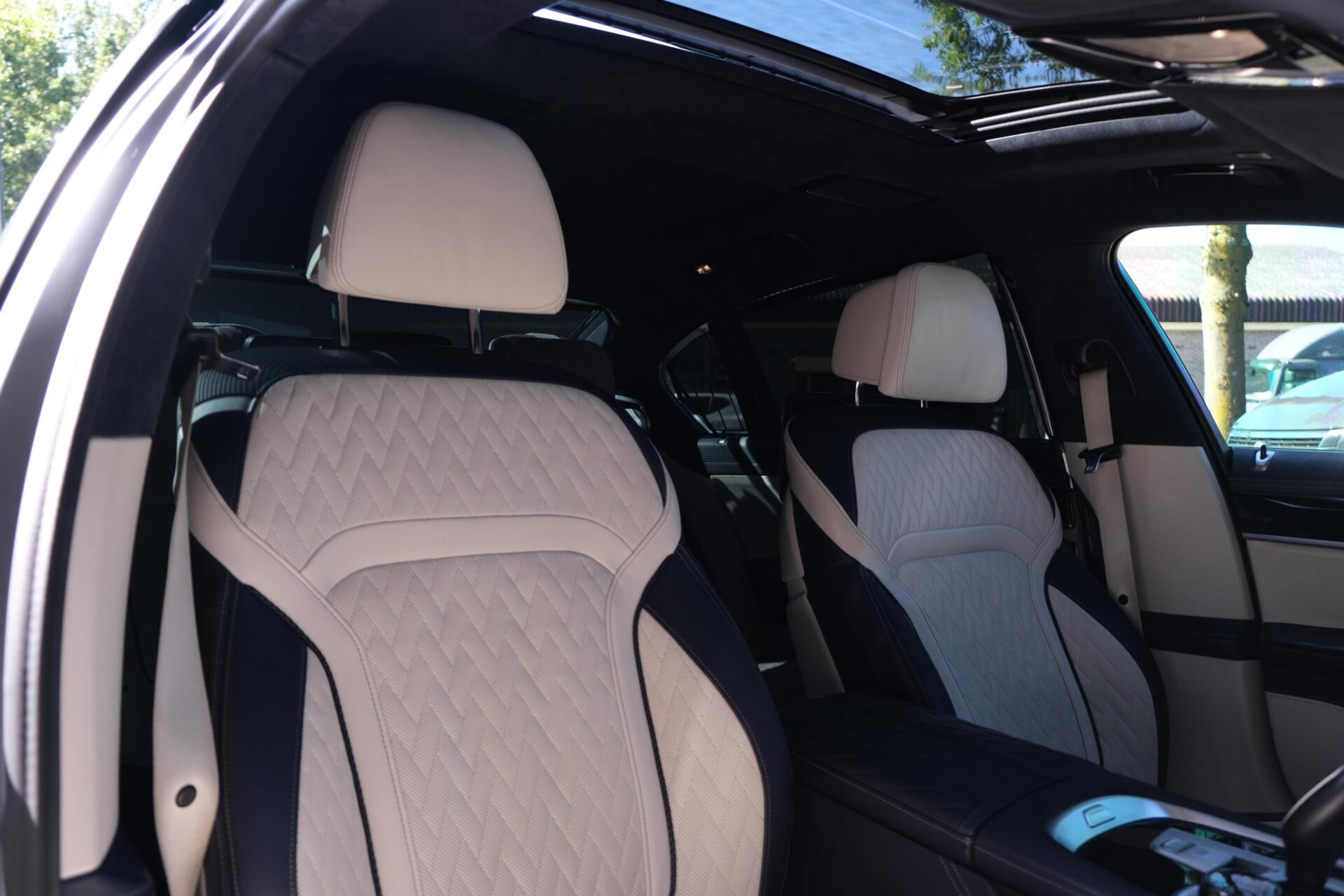 Foto van BMW 745le xDrive
