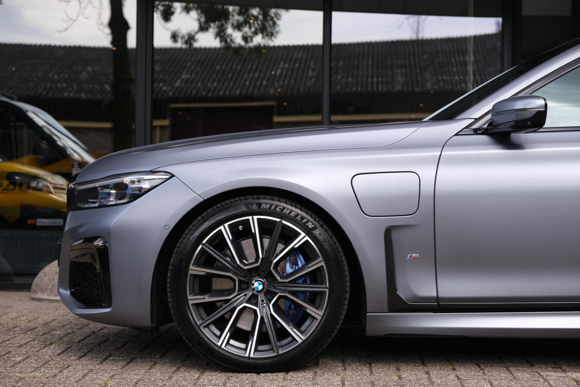 Foto van BMW 745le xDrive