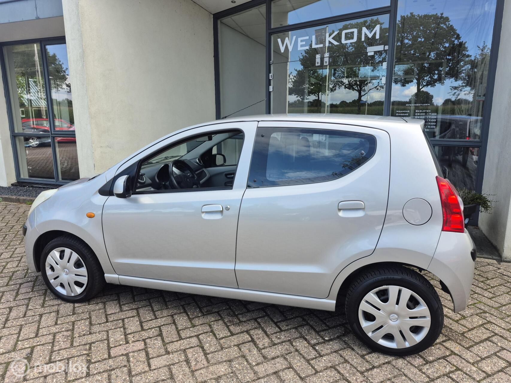 Foto van Nissan Pixo