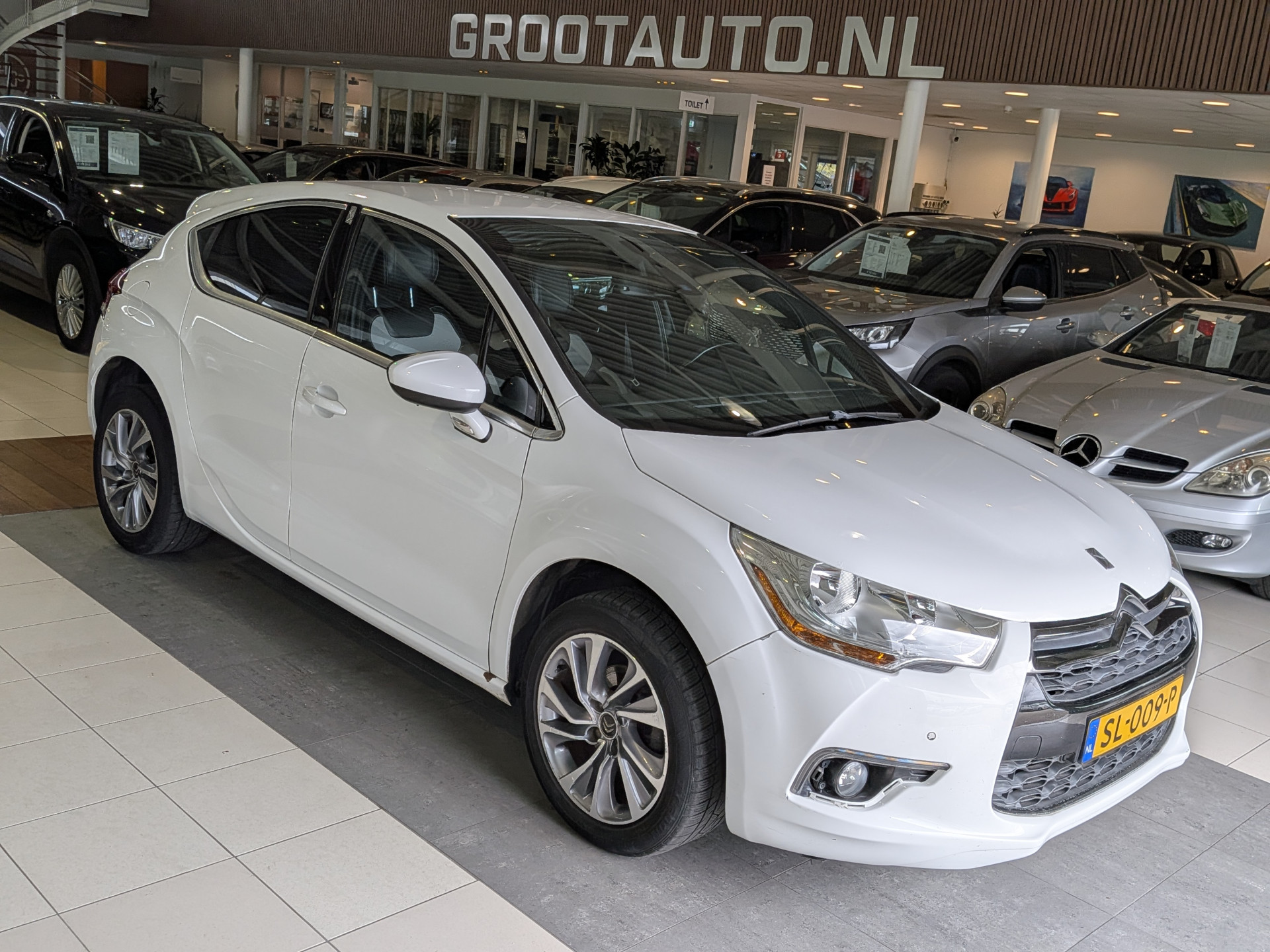 Citroen Ds4 1.6 VTi Business 2012 - voorkant