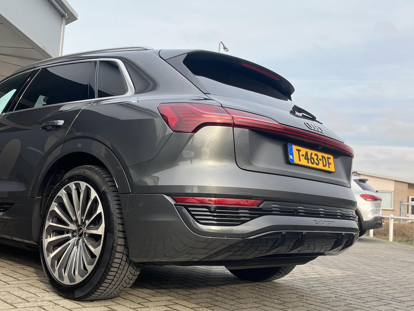 Foto van Audi Q8 55 E-tron