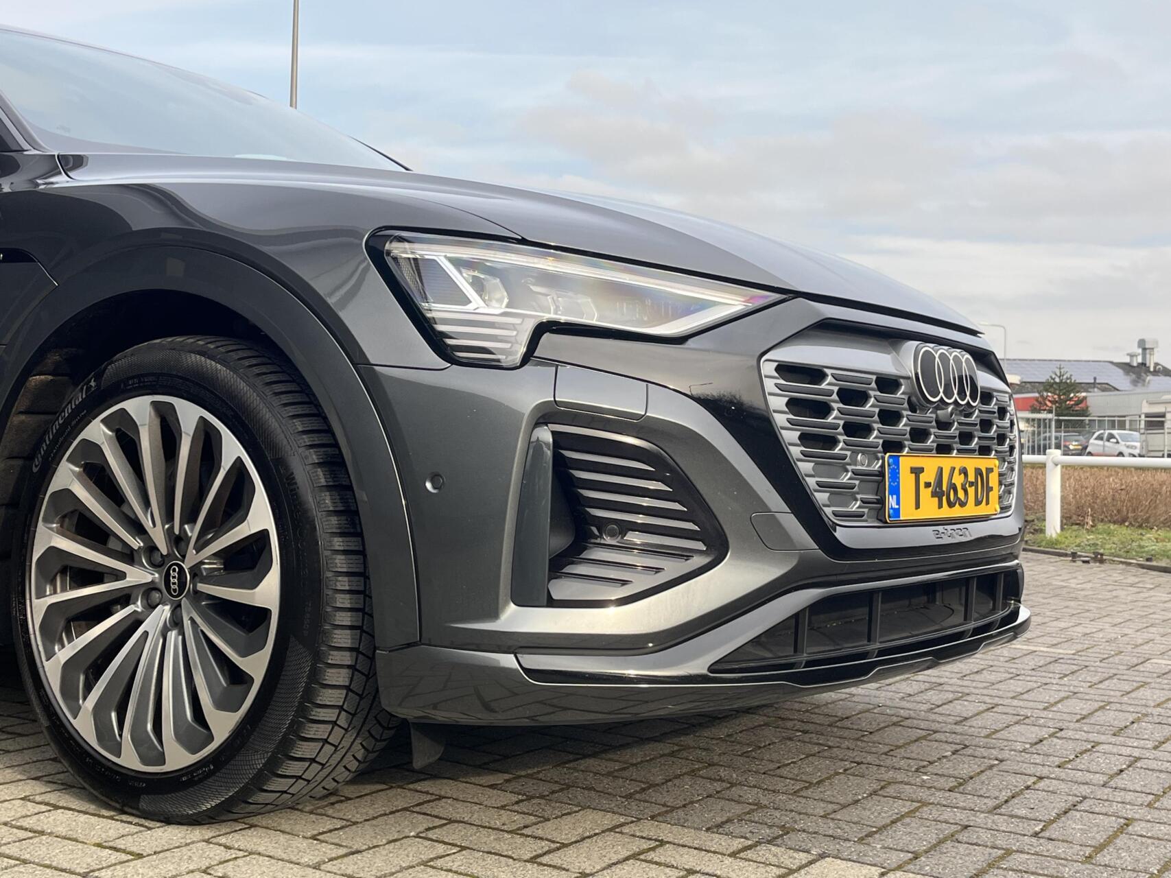 Foto van Audi Q8 55 E-tron