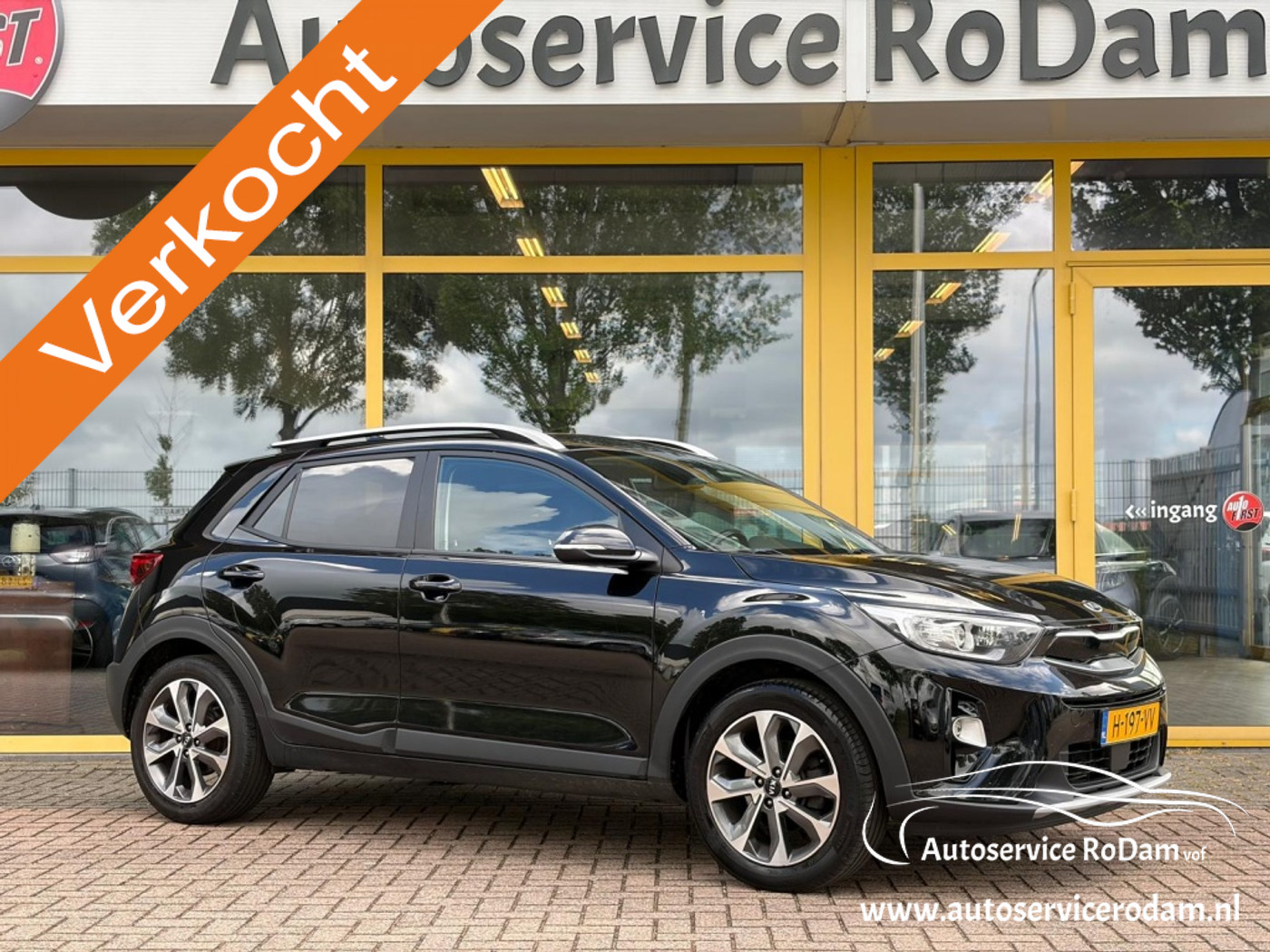 Kia Stonic 1.0 T-GDi DynamicPlusLine 2020 - voorkant