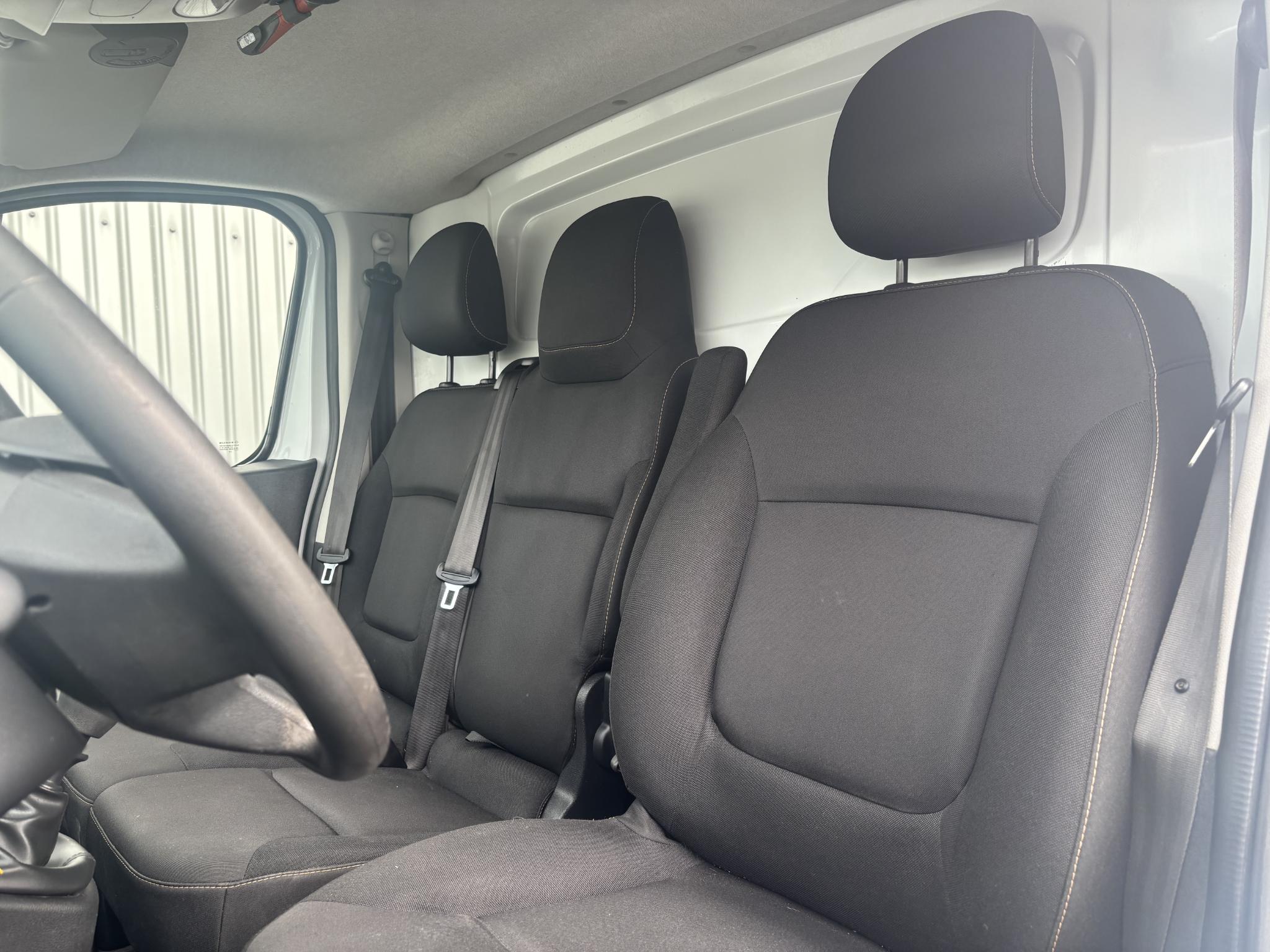 Foto van Nissan Nv300