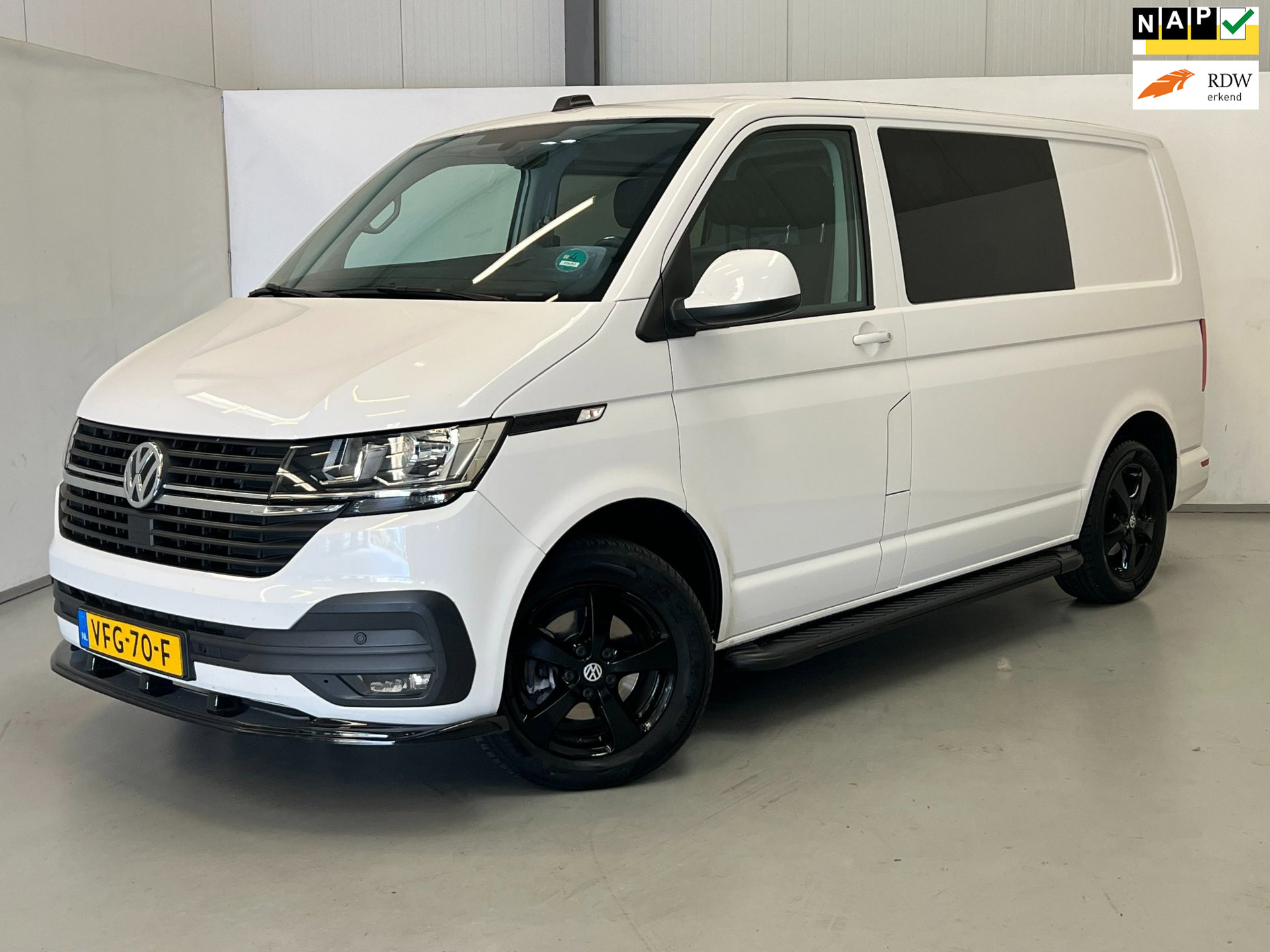 Volkswagen Transporter Dubbele cabine 2020 - voorkant