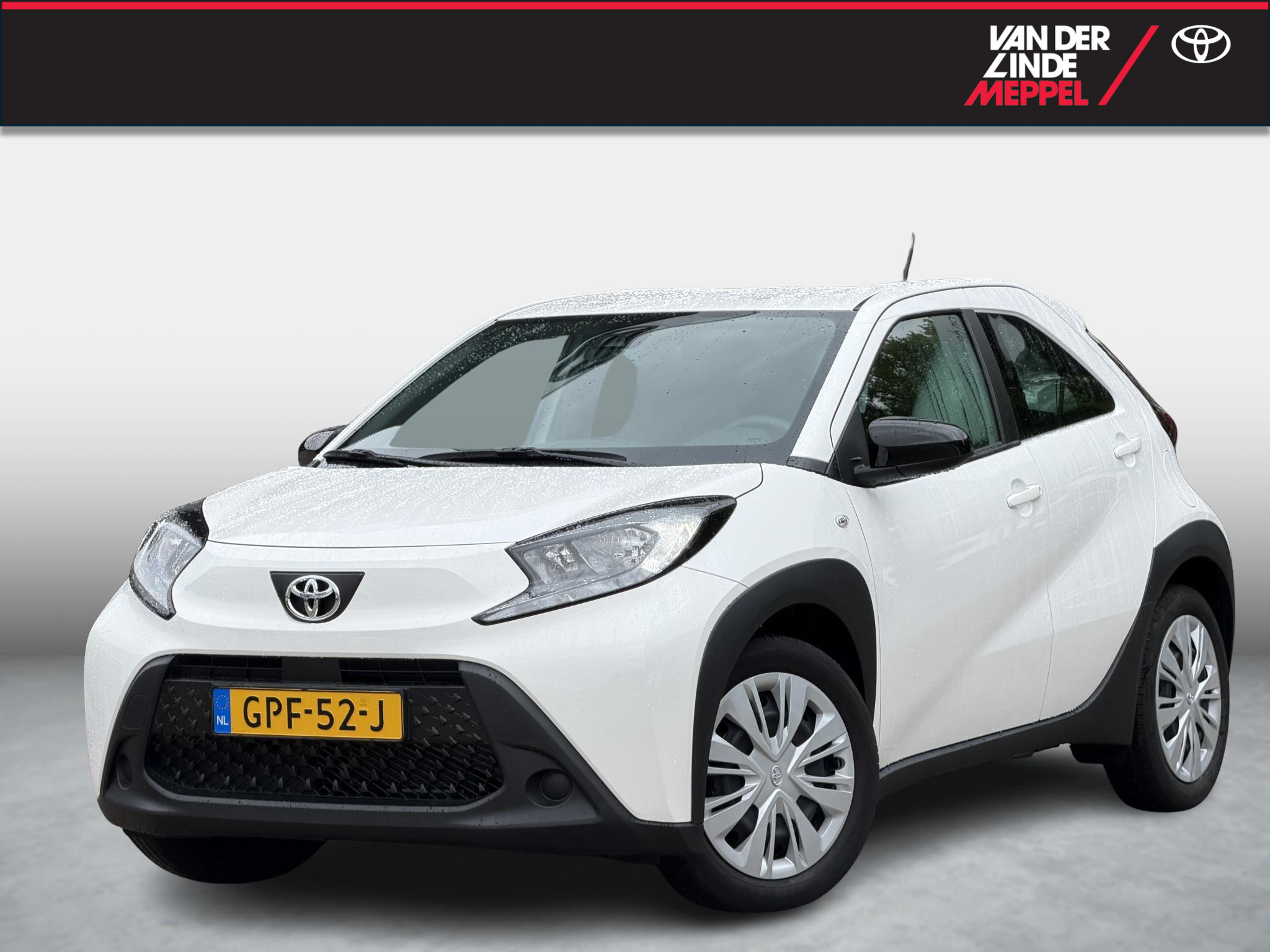 Toyota Toyota Aygo X 1.0 VVT-i MT Play Camera Cruise Clima NL 8686km! 2024 - voorkant