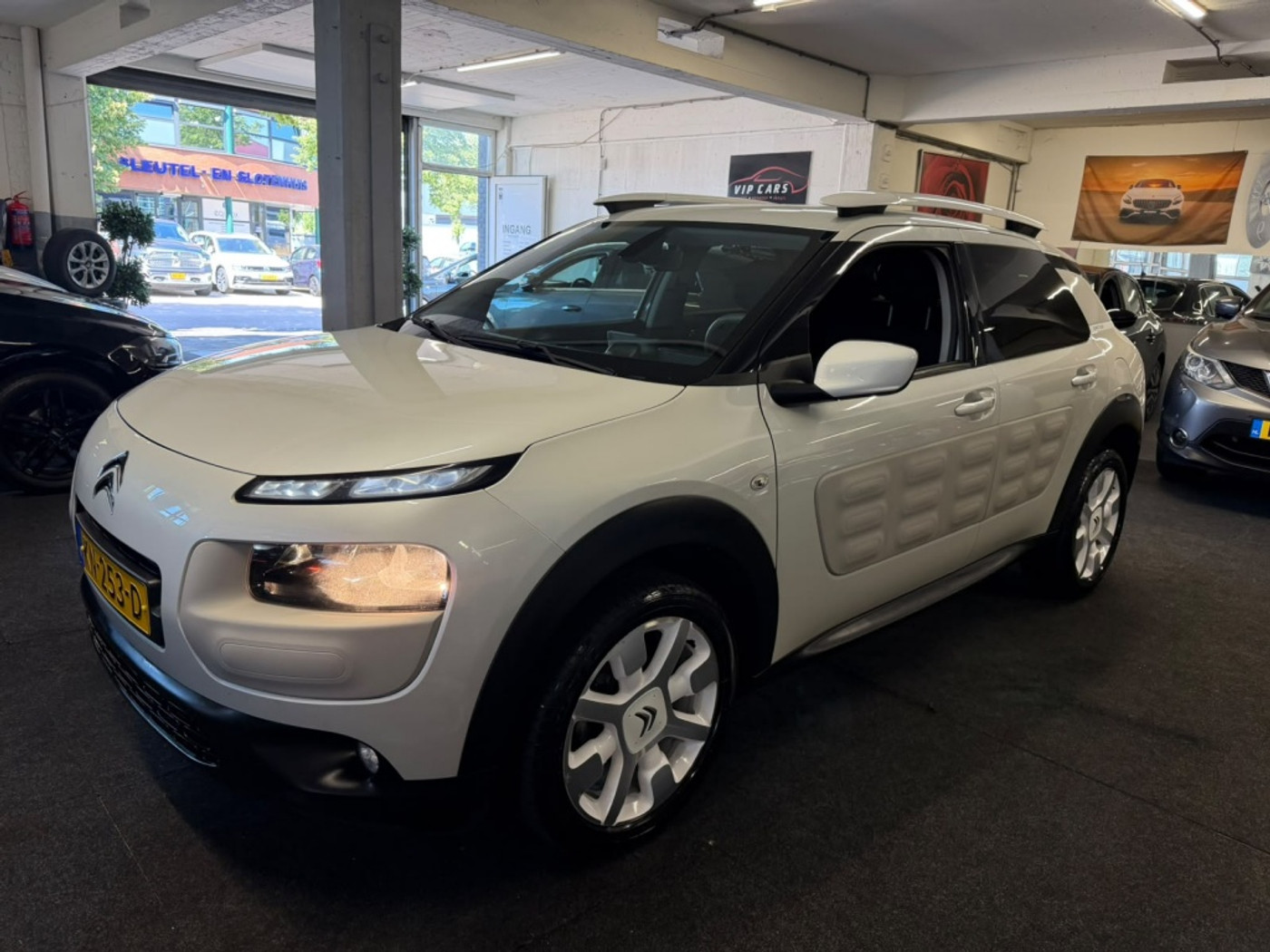 Foto van Citroen C4 Cactus