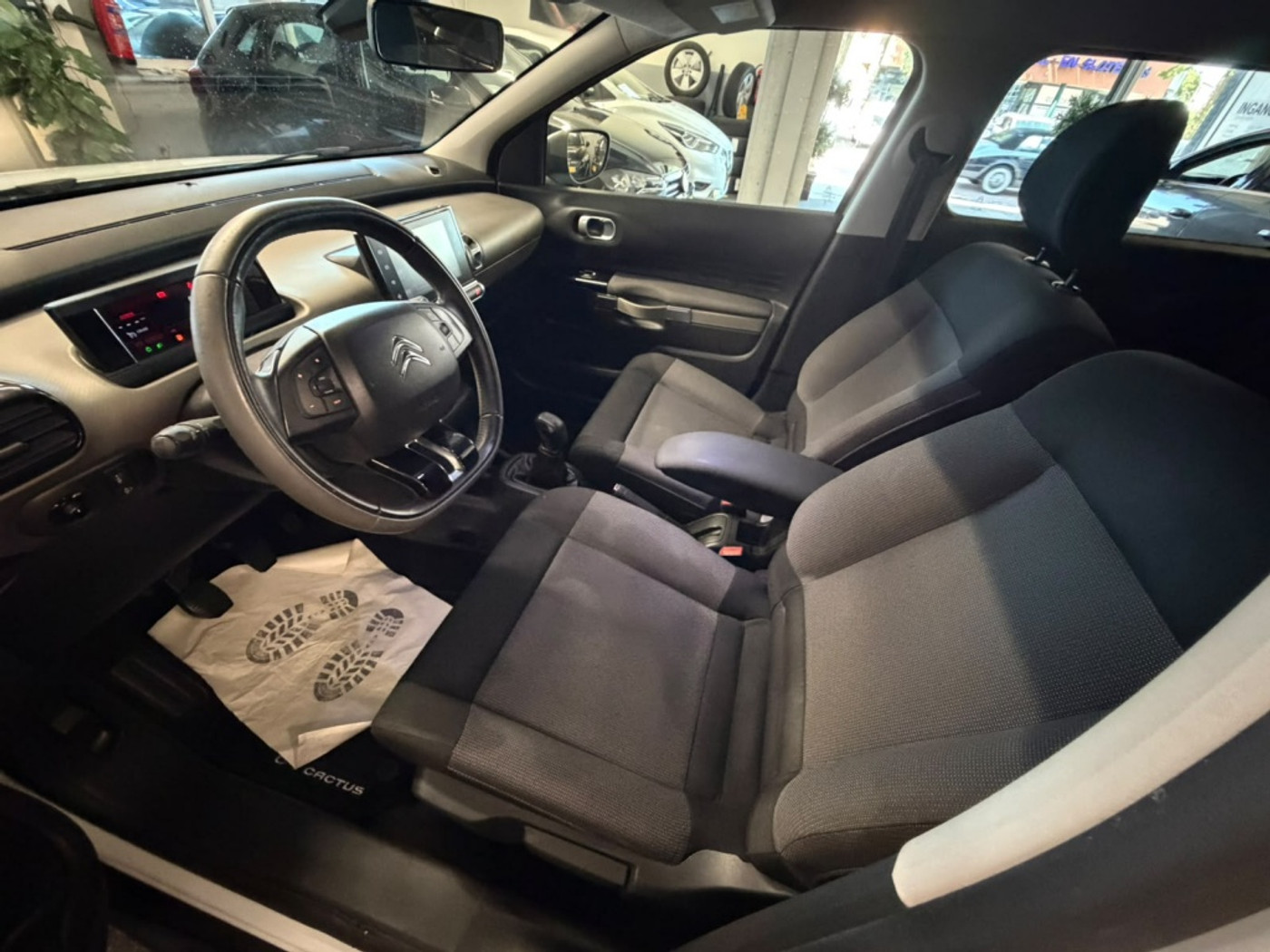 Foto van Citroen C4 Cactus