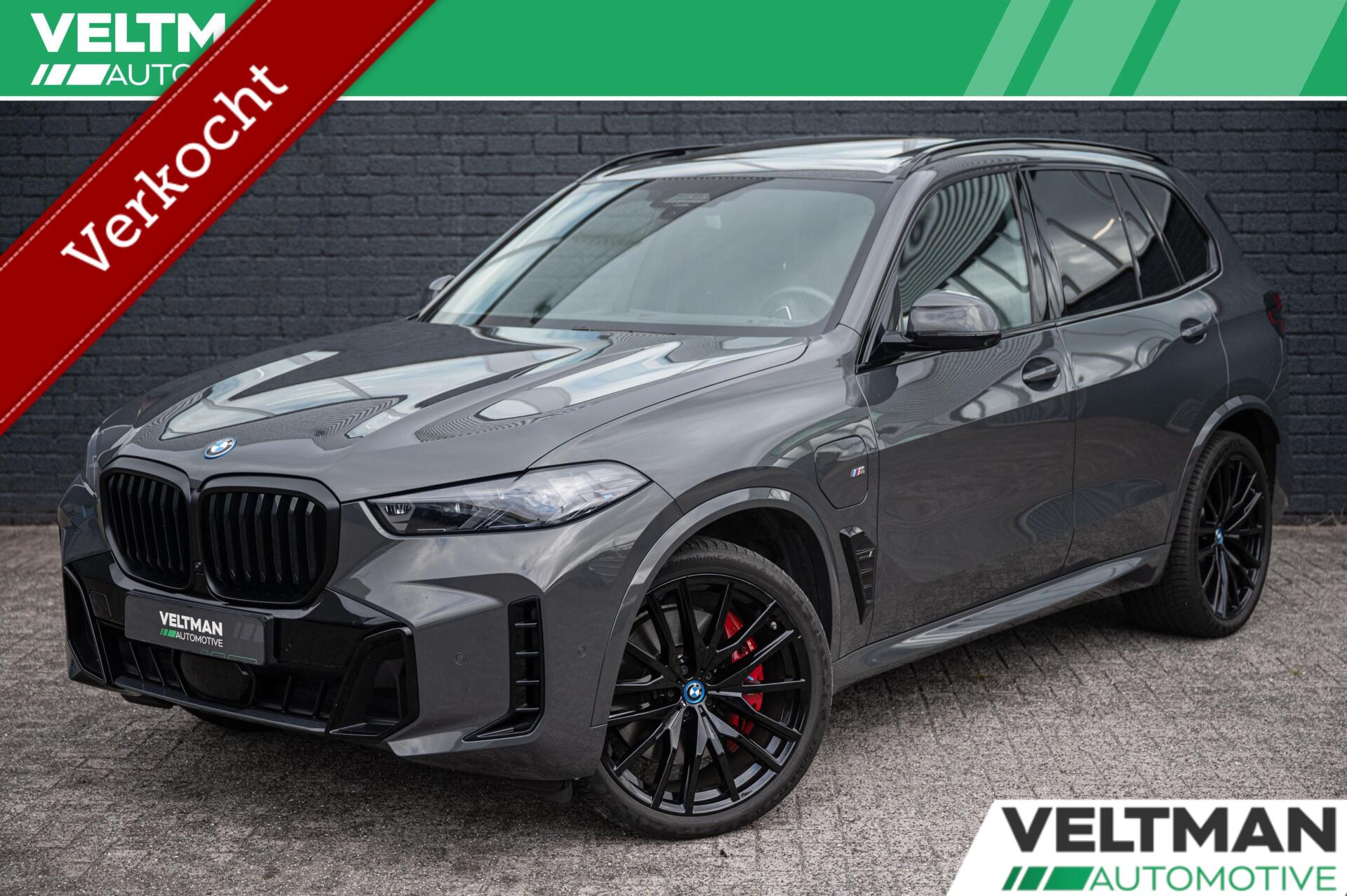 BMW X5 Xdrive50e xDrive50e M-SPORT PRO PANO INDIVIDUAL SKY LOUNGE 22INCH TREKHAAK H&K 2023 - voorkant