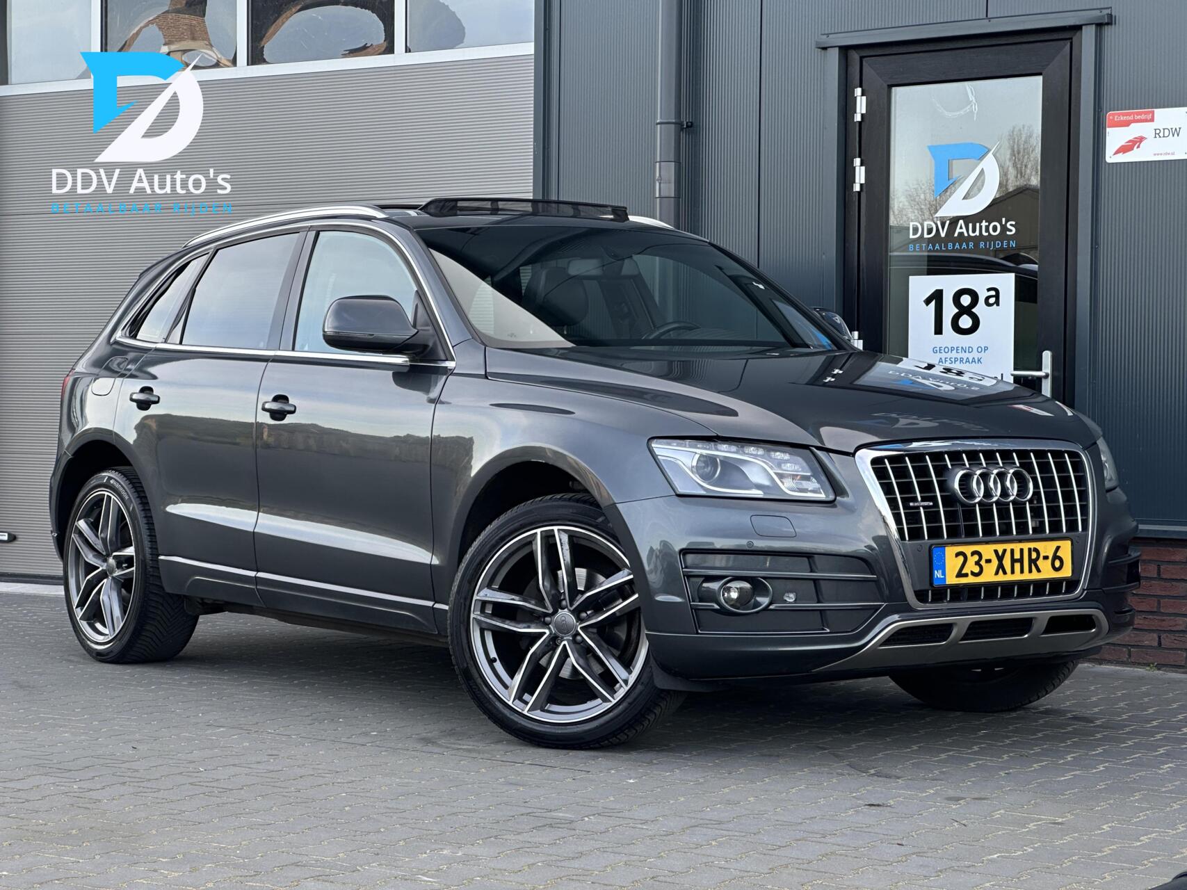 Audi Audi Q5 2.0 TFSI/211pk quattro 2x S-Line|Pano|Automaat|Trekhaak|Leder|PDC|Clima|Camera|Cruise|Stoelverw.|20” LMV 2011 - voorkant