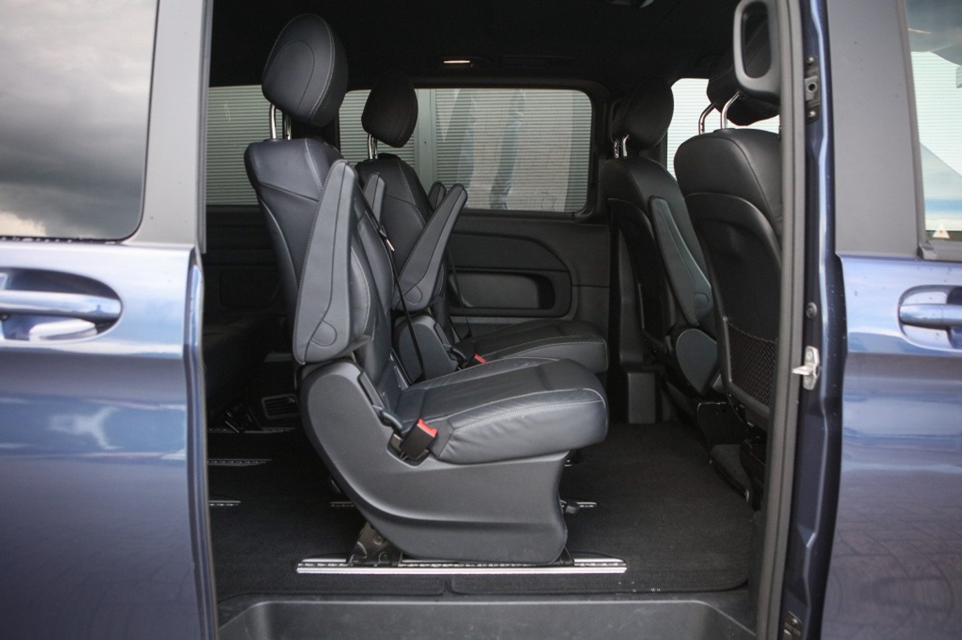 Foto van Mercedes-Benz Eqv