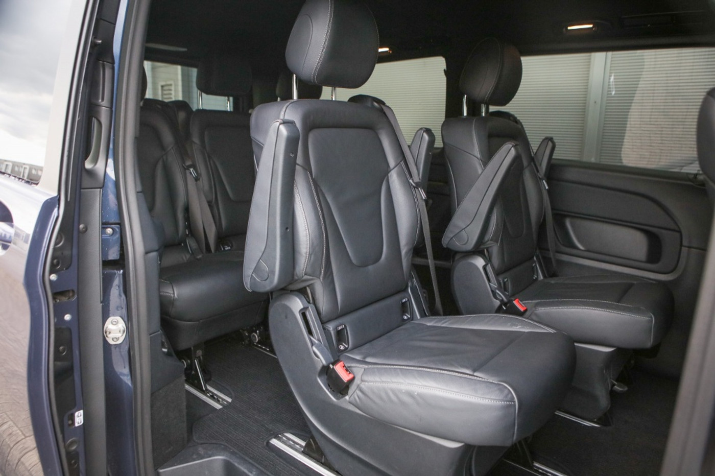 Foto van Mercedes-Benz Eqv