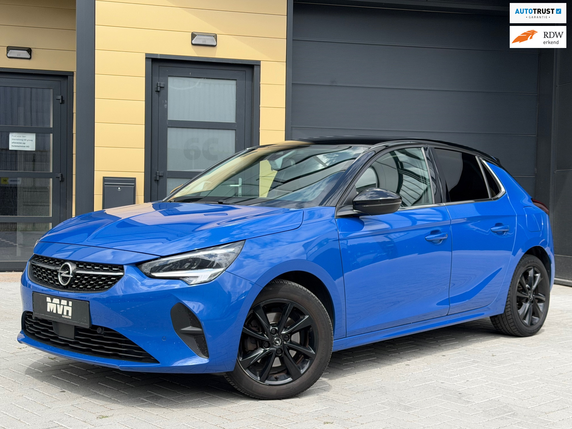 Opel Corsa 1.2 GS Line - Automaat - Jazz Blue - 70.000 KM - 360 Camera - Climate 2021 - voorkant