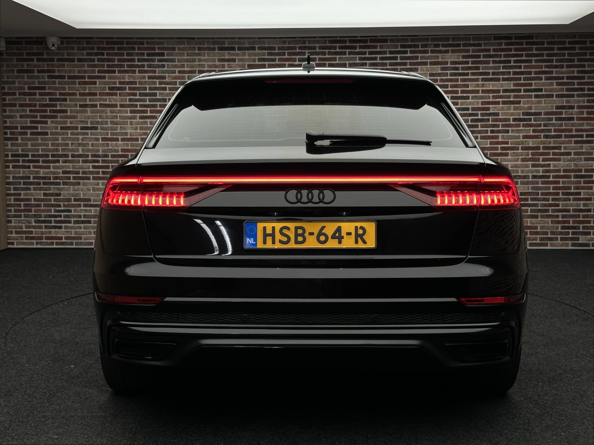 Foto van Audi Q8 55 TFSI E