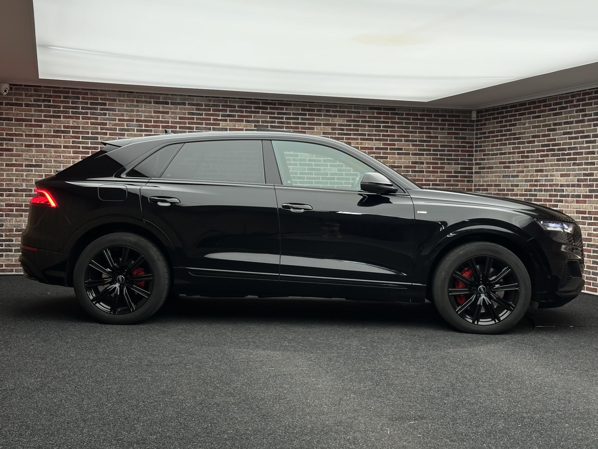 Foto van Audi Q8 55 TFSI E