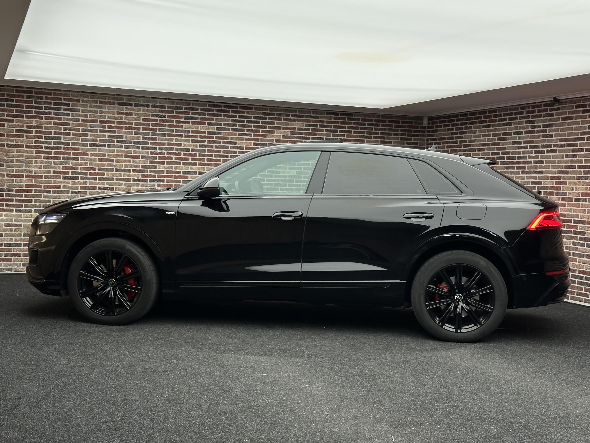 Foto van Audi Q8 55 TFSI E