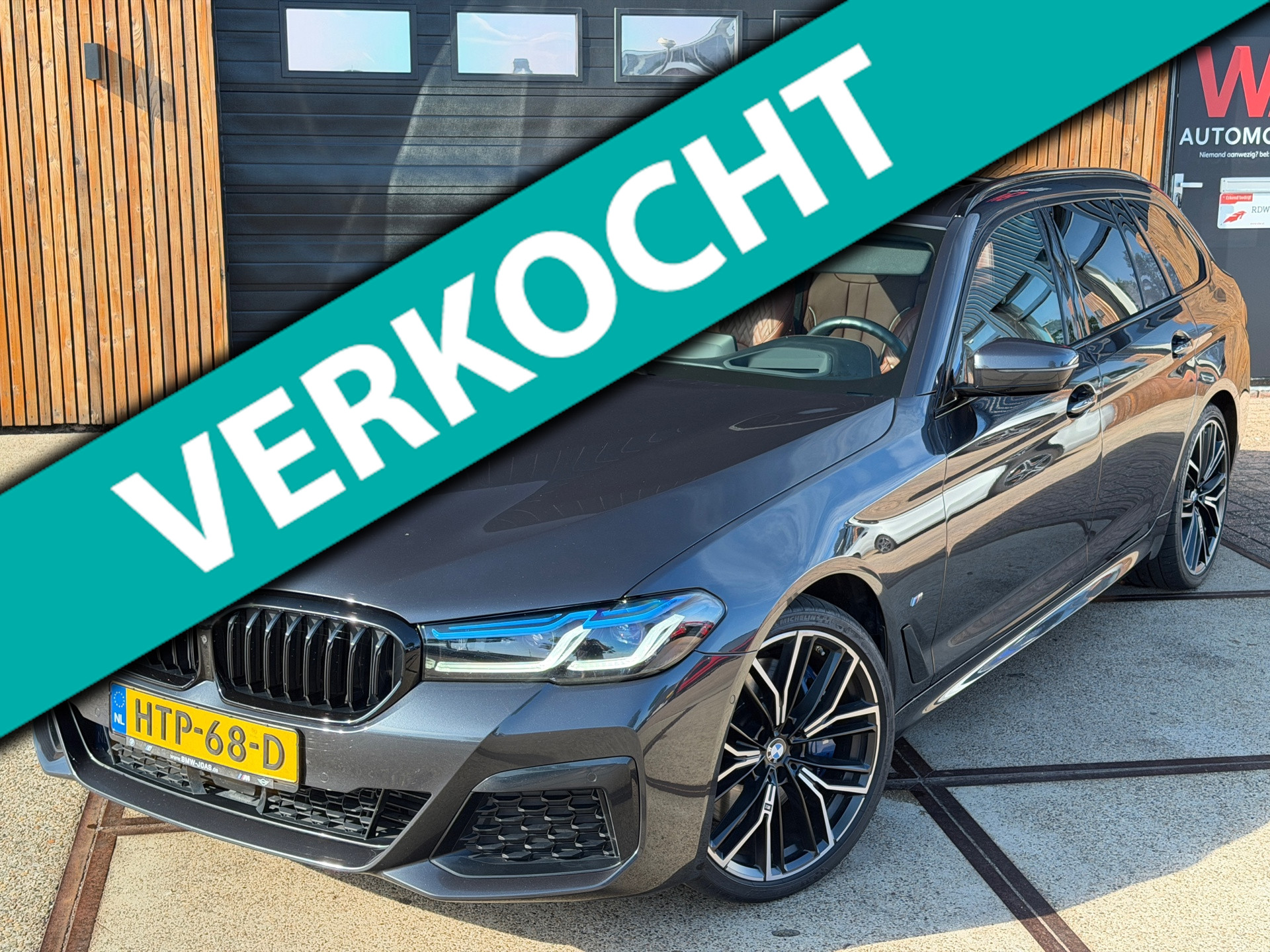 BMW 540d xDrive 540d xDrive High Executive M-Sport / Leder / HUD / Trekhaak / 360cam / ACC / B&W Audio / Pano / Massagestoelen 2021 - voorkant