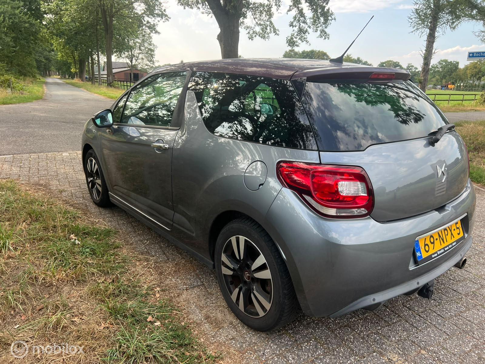 Citroen Ds3 1.6 So Chic in Black 2010 - voorkant