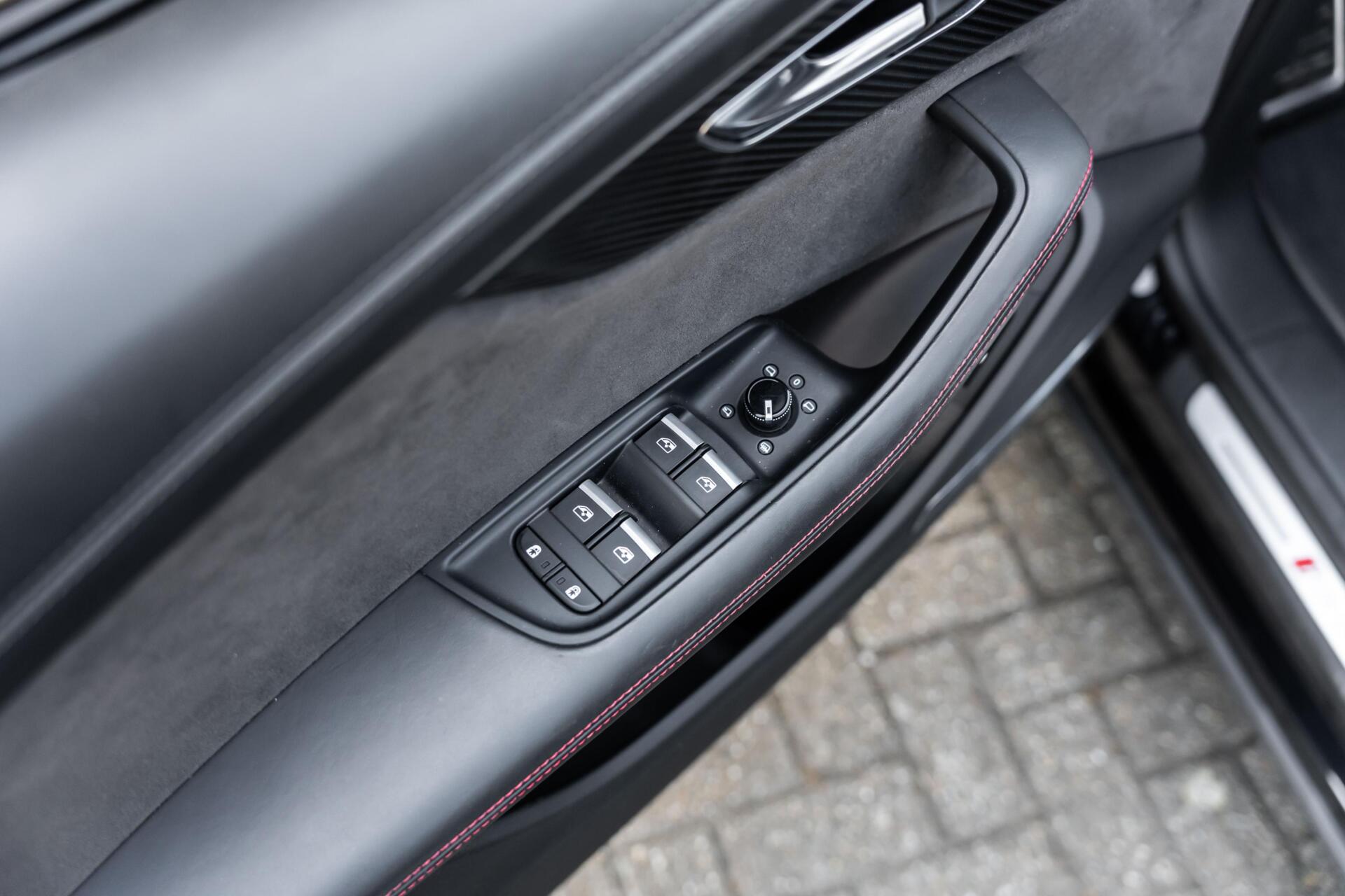 Foto van Audi RS Q8