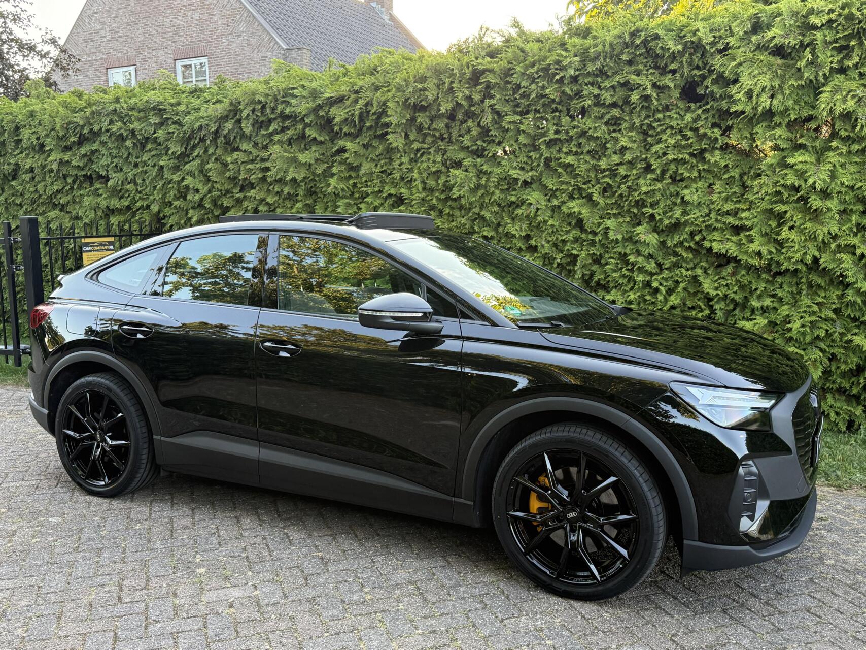 Foto van Audi Q4 Sportback 40 E-tron