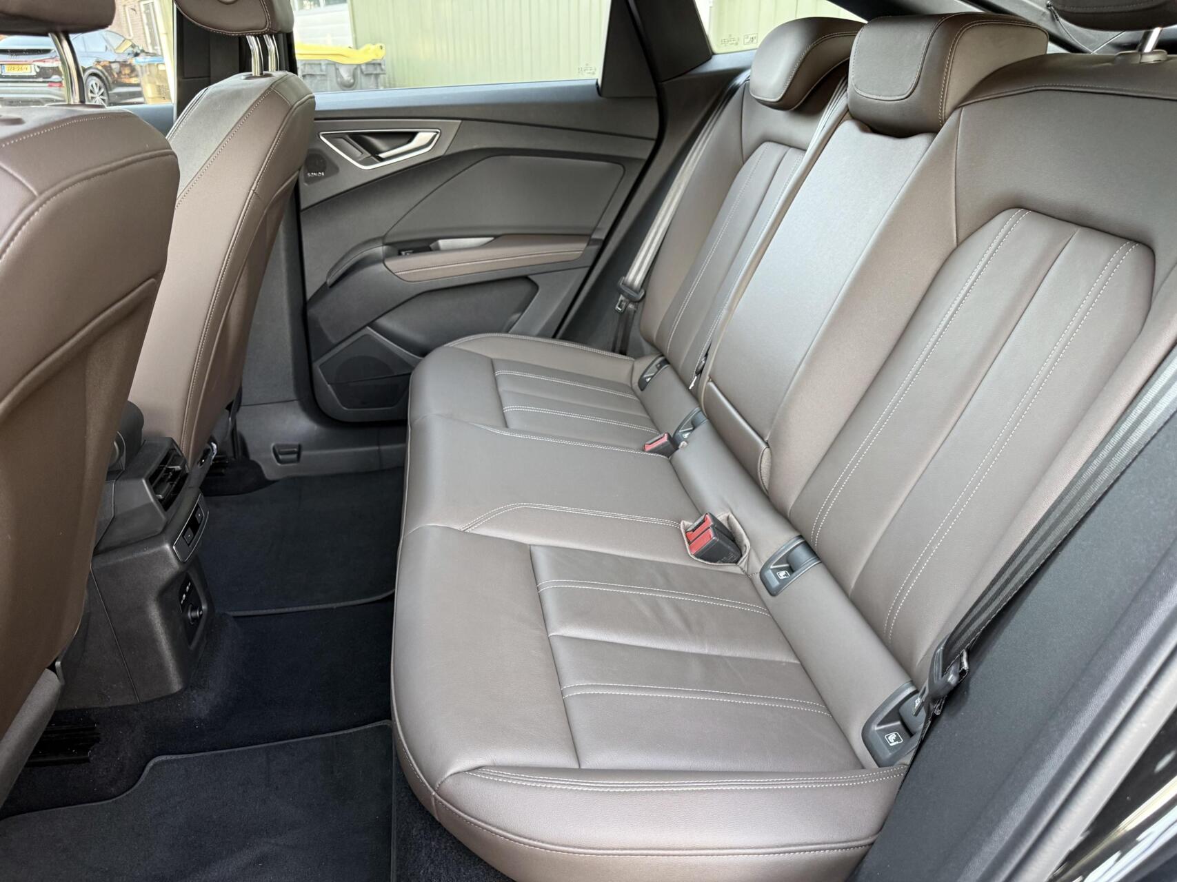 Foto van Audi Q4 Sportback 40 E-tron