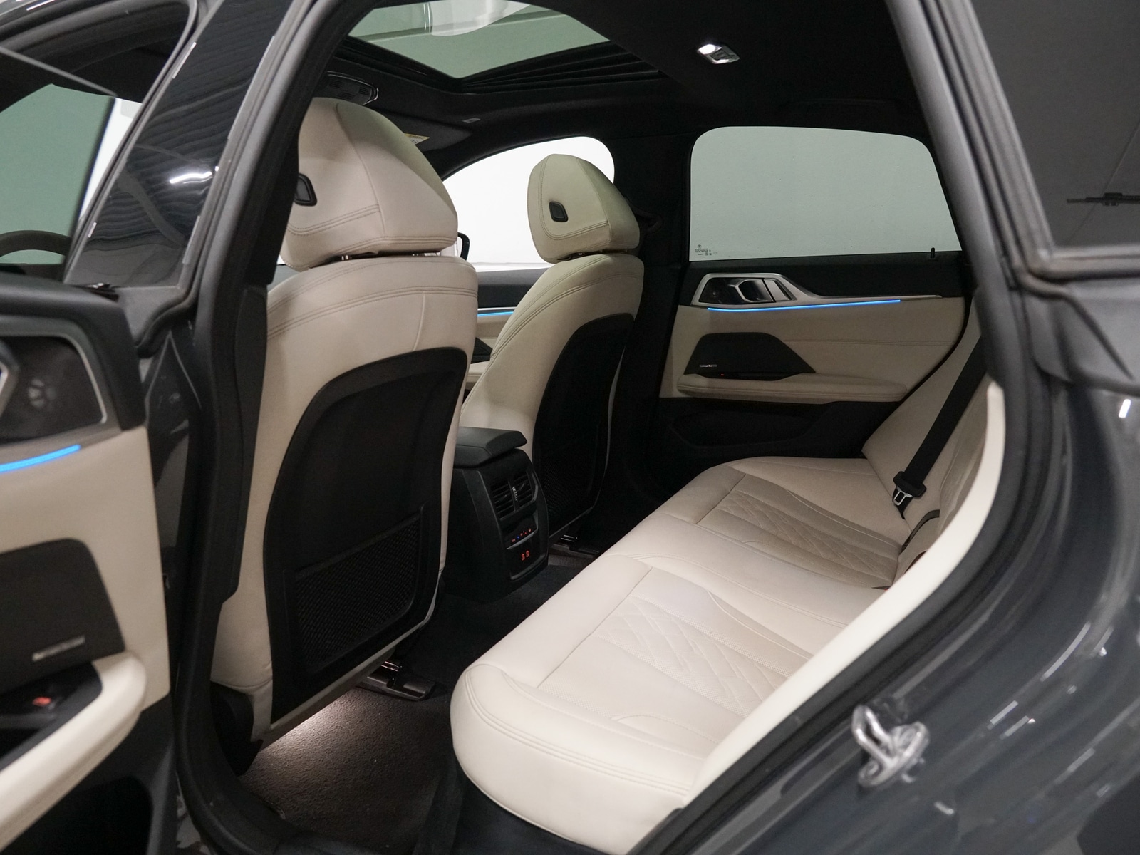 Foto van BMW I4 M50