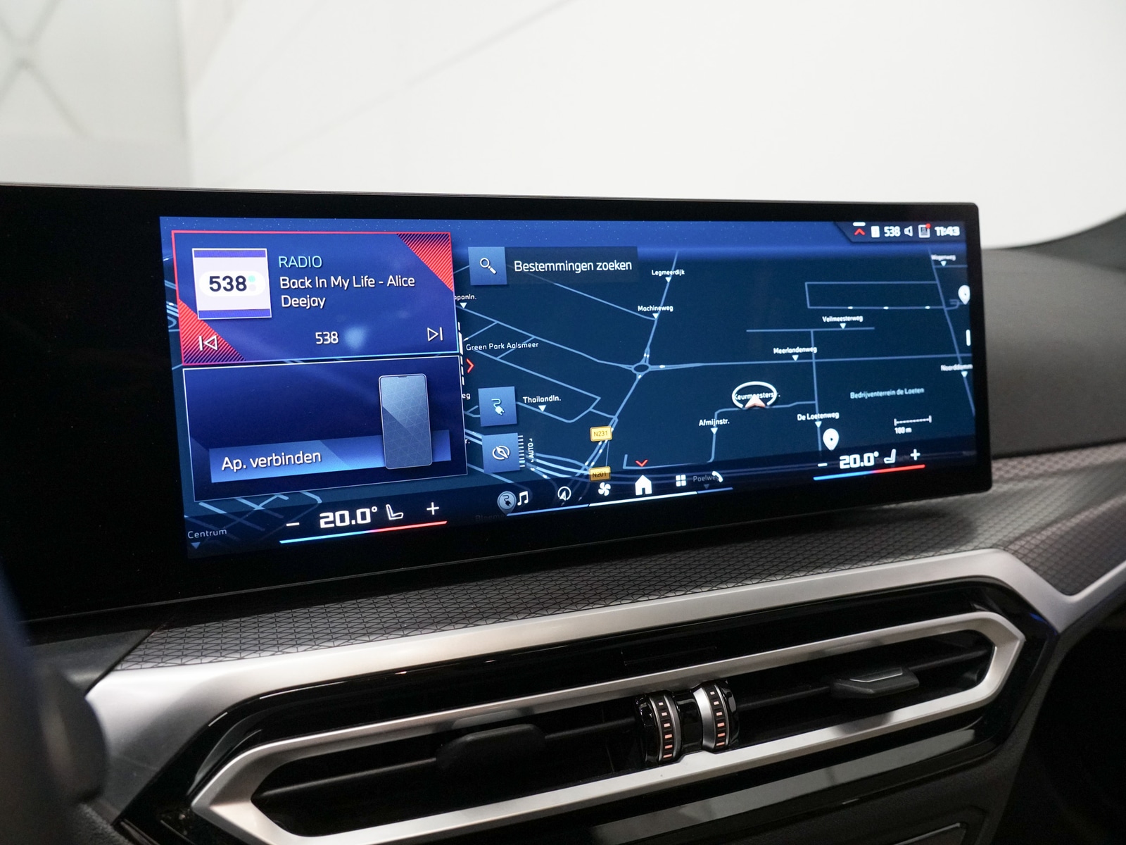 Foto van BMW I4 M50