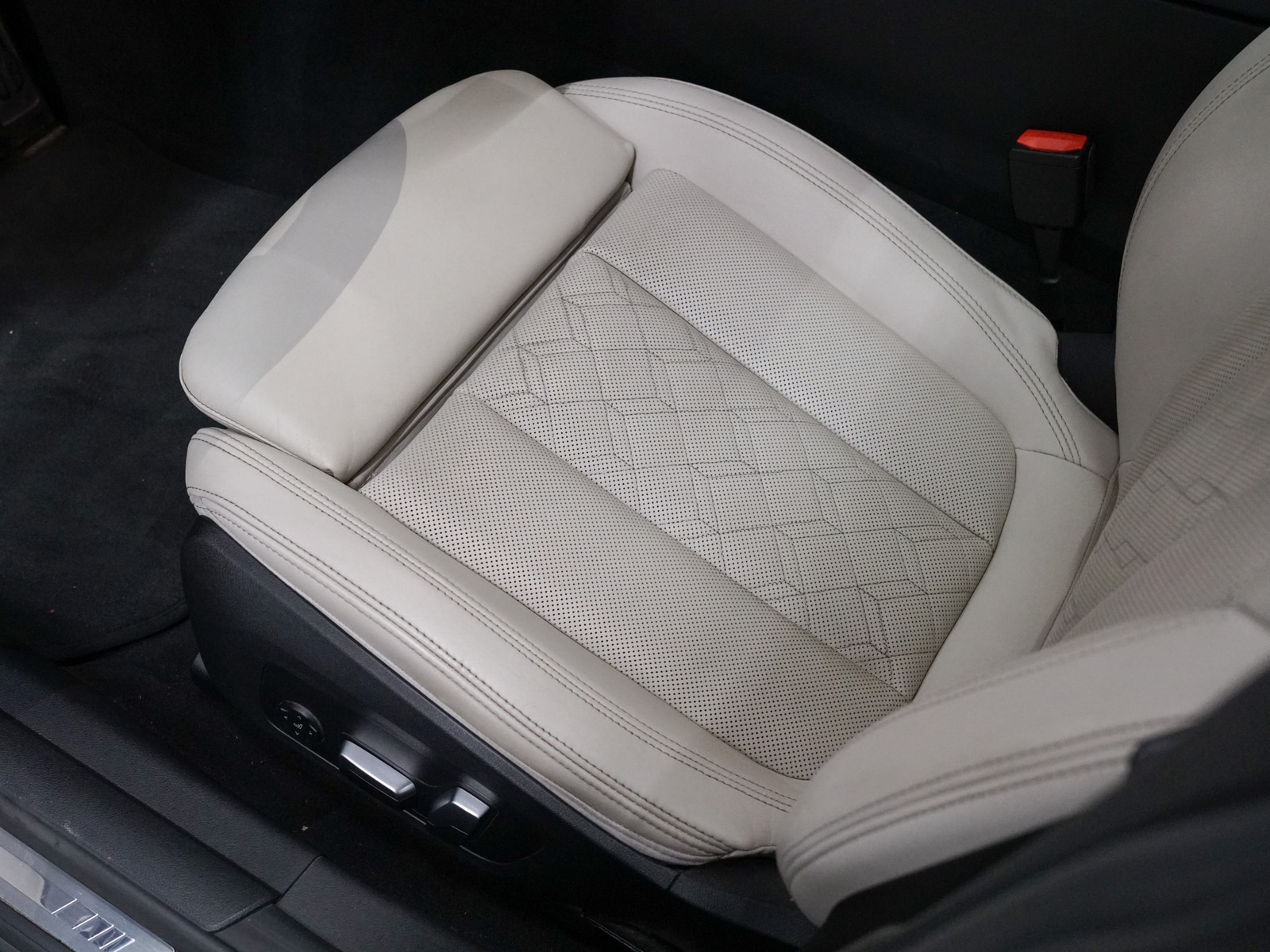 Foto van BMW I4 M50