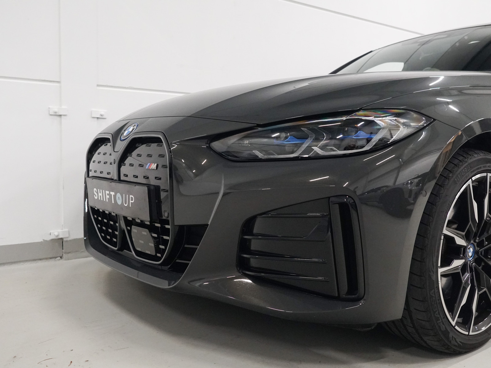 Foto van BMW I4 M50
