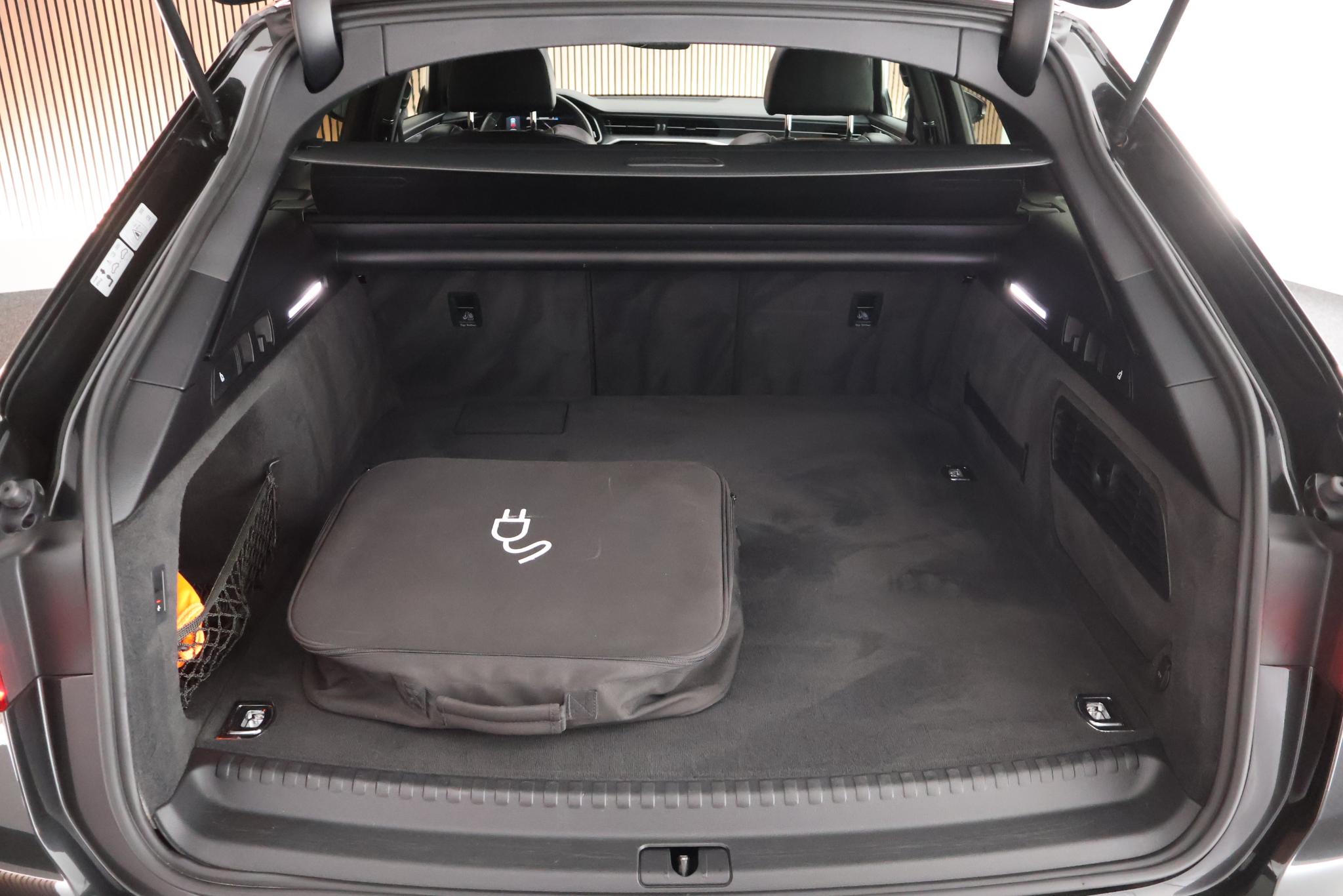 Foto van Audi A6 Avant 55 TFSI E
