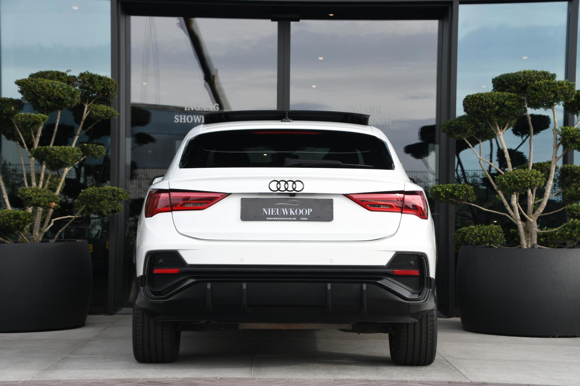 Foto van Audi Q3 Sportback E-tron