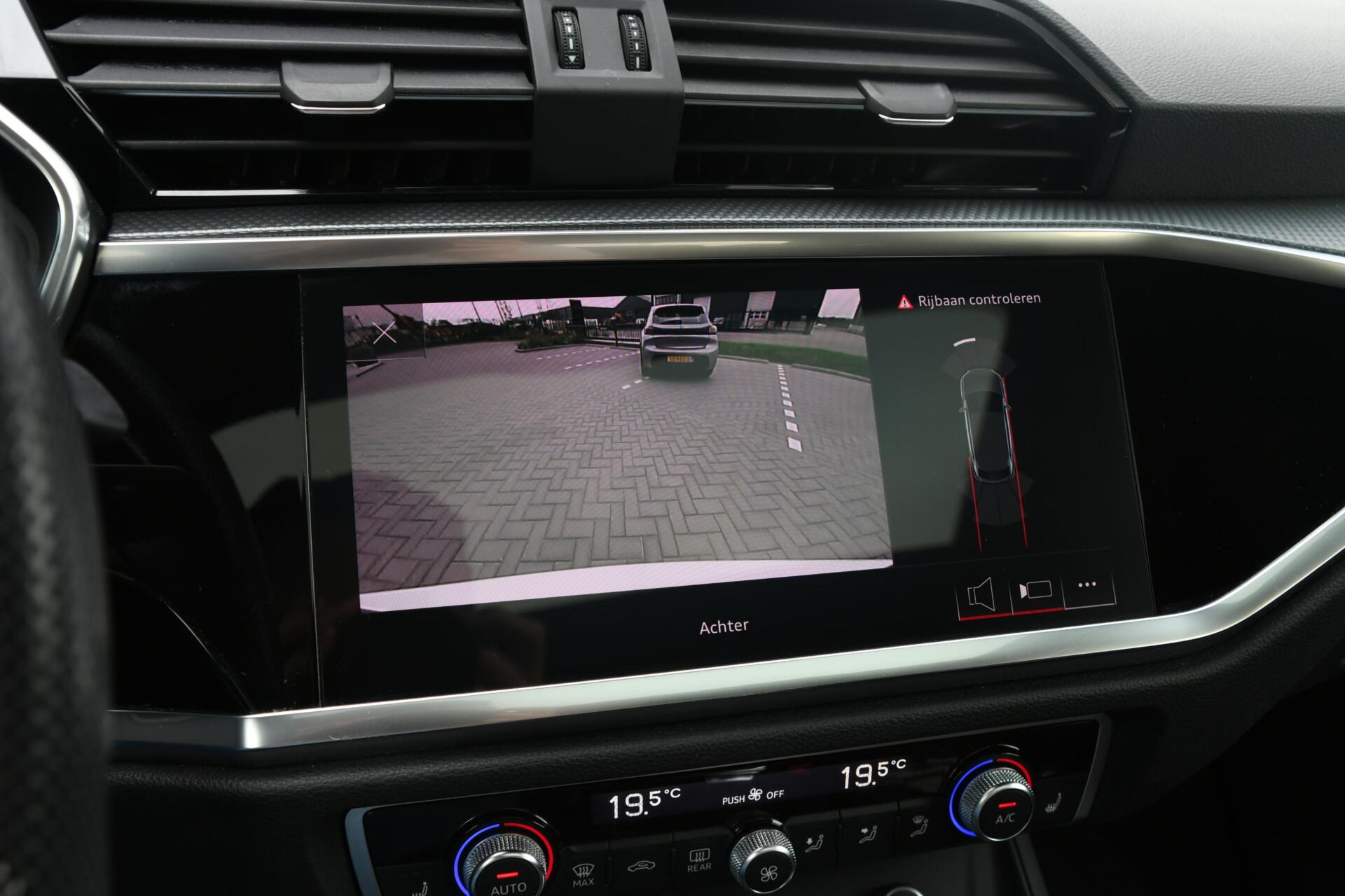 Foto van Audi Q3 Sportback E-tron