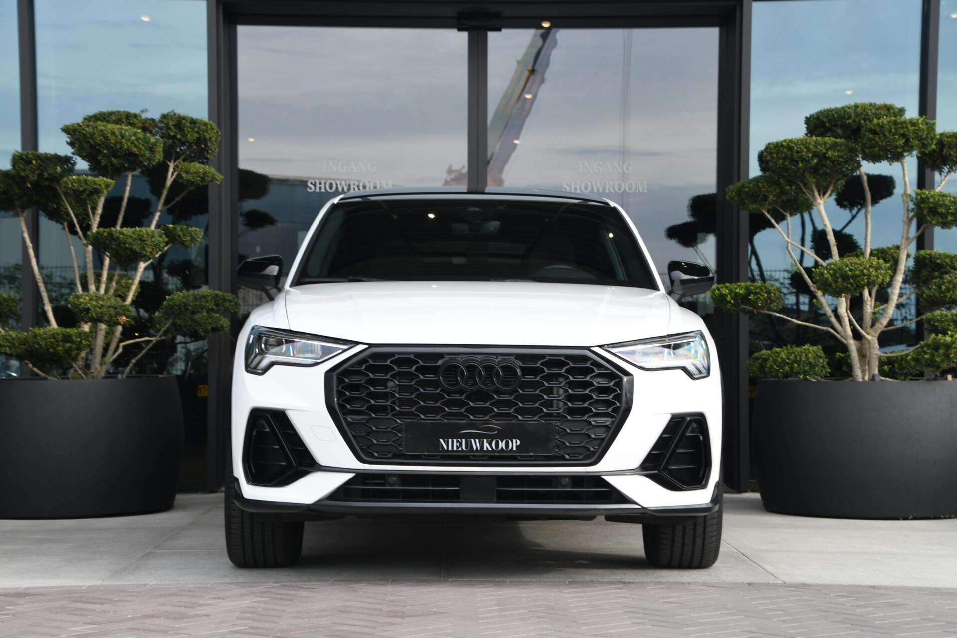 Foto van Audi Q3 Sportback E-tron