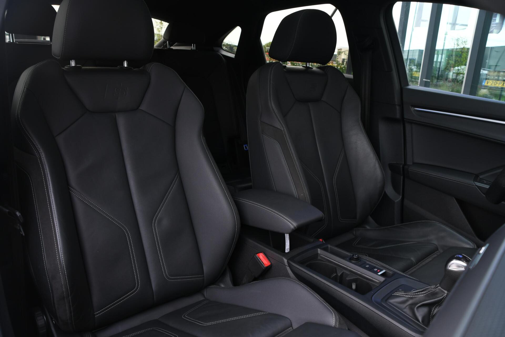 Foto van Audi Q3 Sportback E-tron