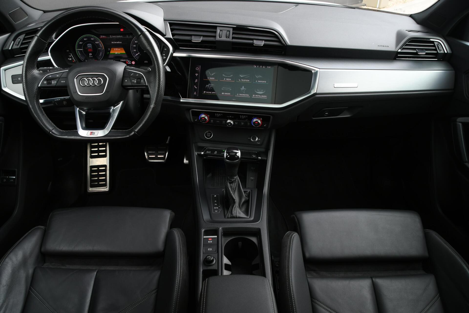 Foto van Audi Q3 Sportback E-tron