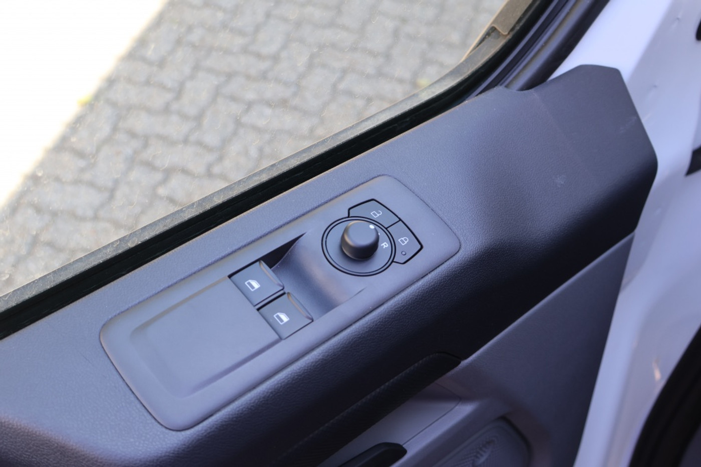 Foto van Ford E-transit Custom